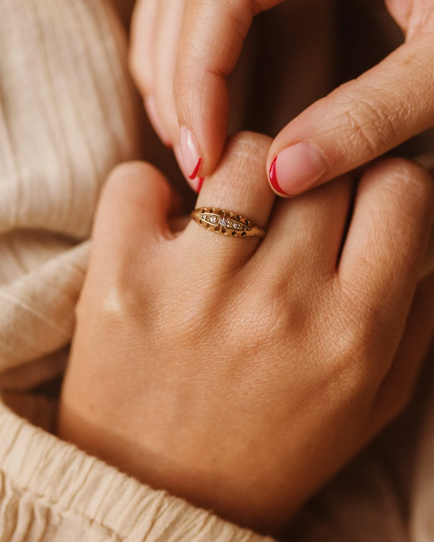 Idella 1918 18ct Gold Diamond Ring sold by Rock n Rose product image thumbnail 2