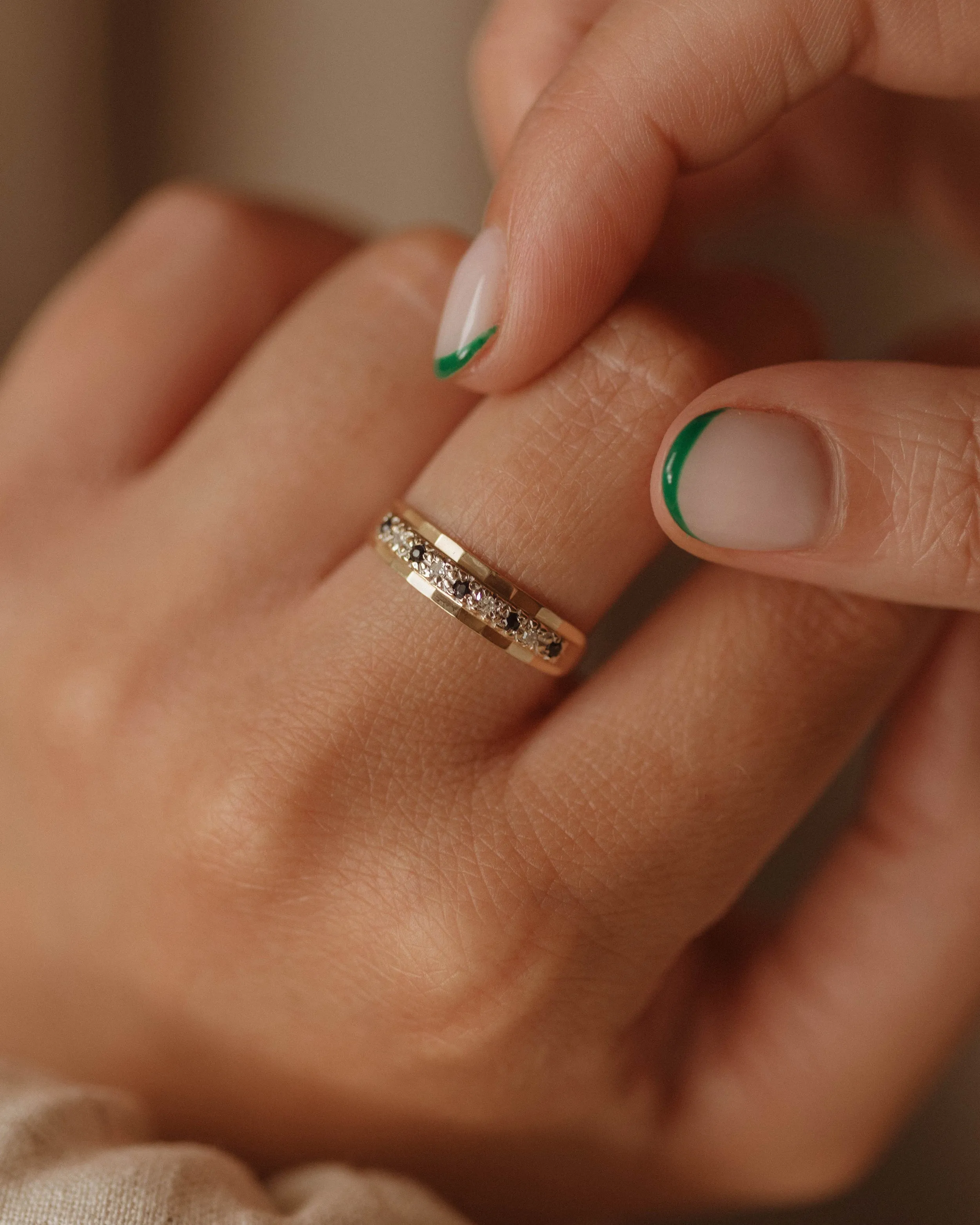 Darcy 1991 9ct Gold Sapphire & Diamond Ring sold by Rock n Rose product image thumbnail 2