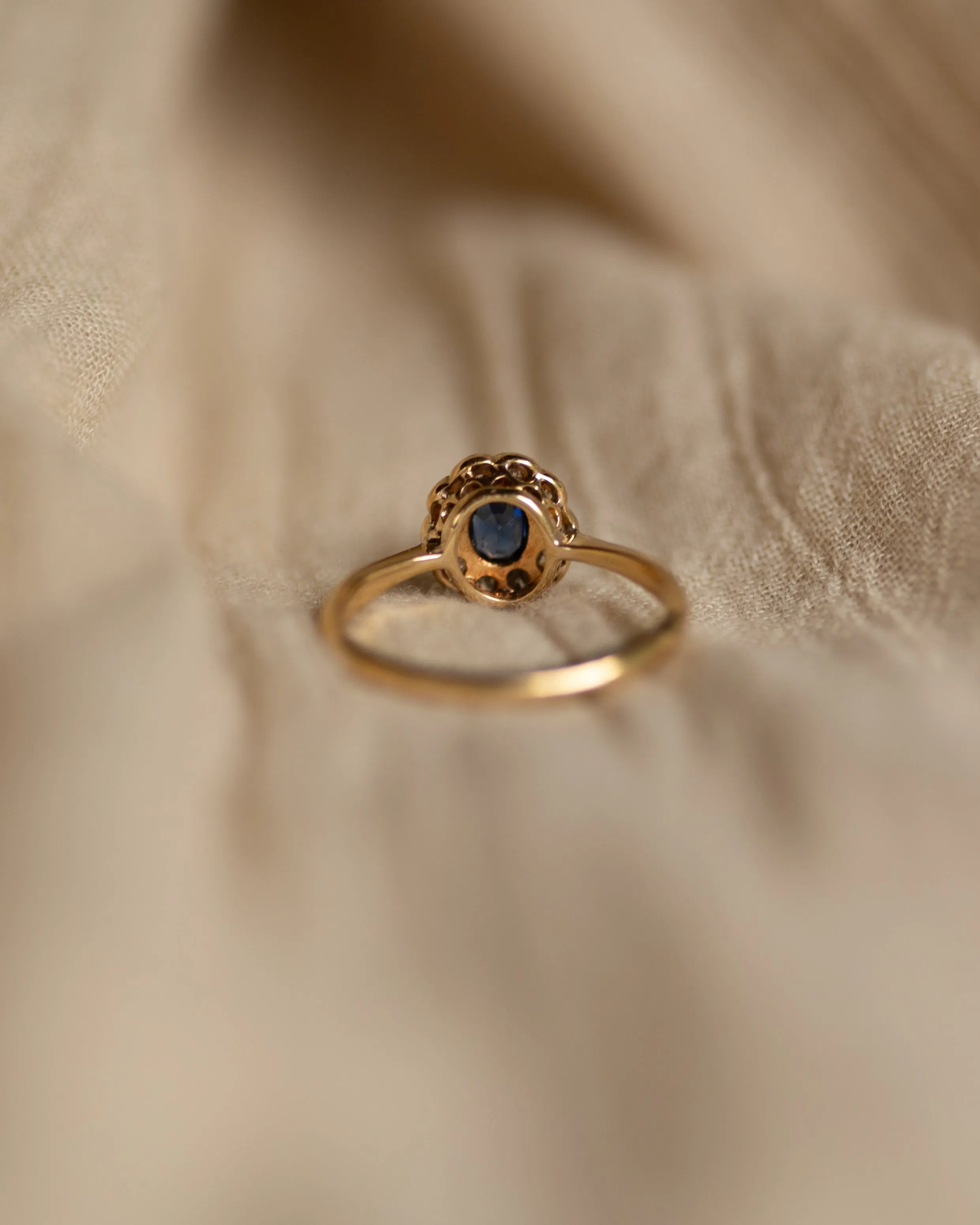 Fleur Vintage 18ct Gold Sapphire & Diamond Daisy Cluster Ring sold by Rock n Rose product image thumbnail 5