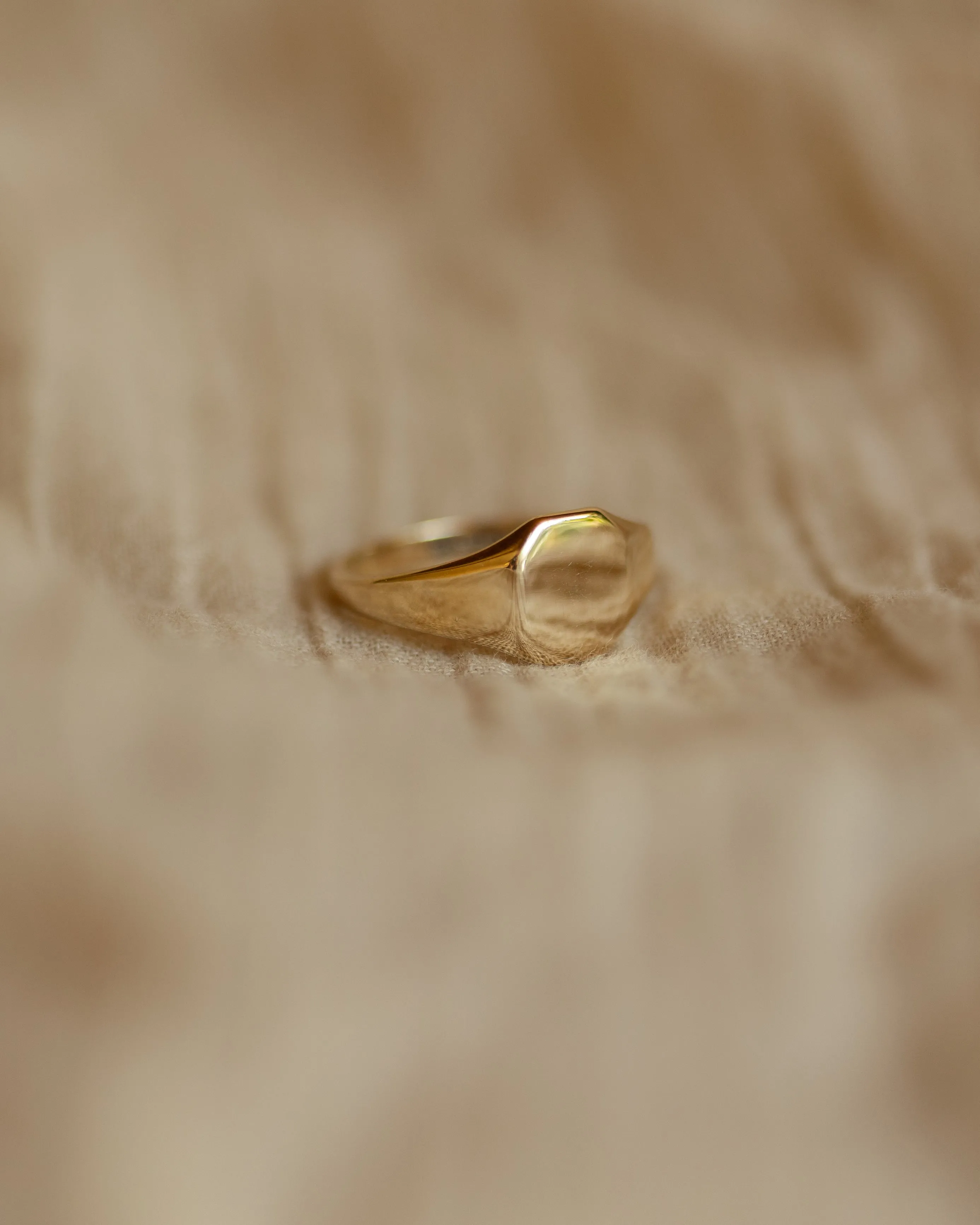 Peggy 1942 Vintage 9ct Gold Signet Ring sold by Rock n Rose product image thumbnail 4