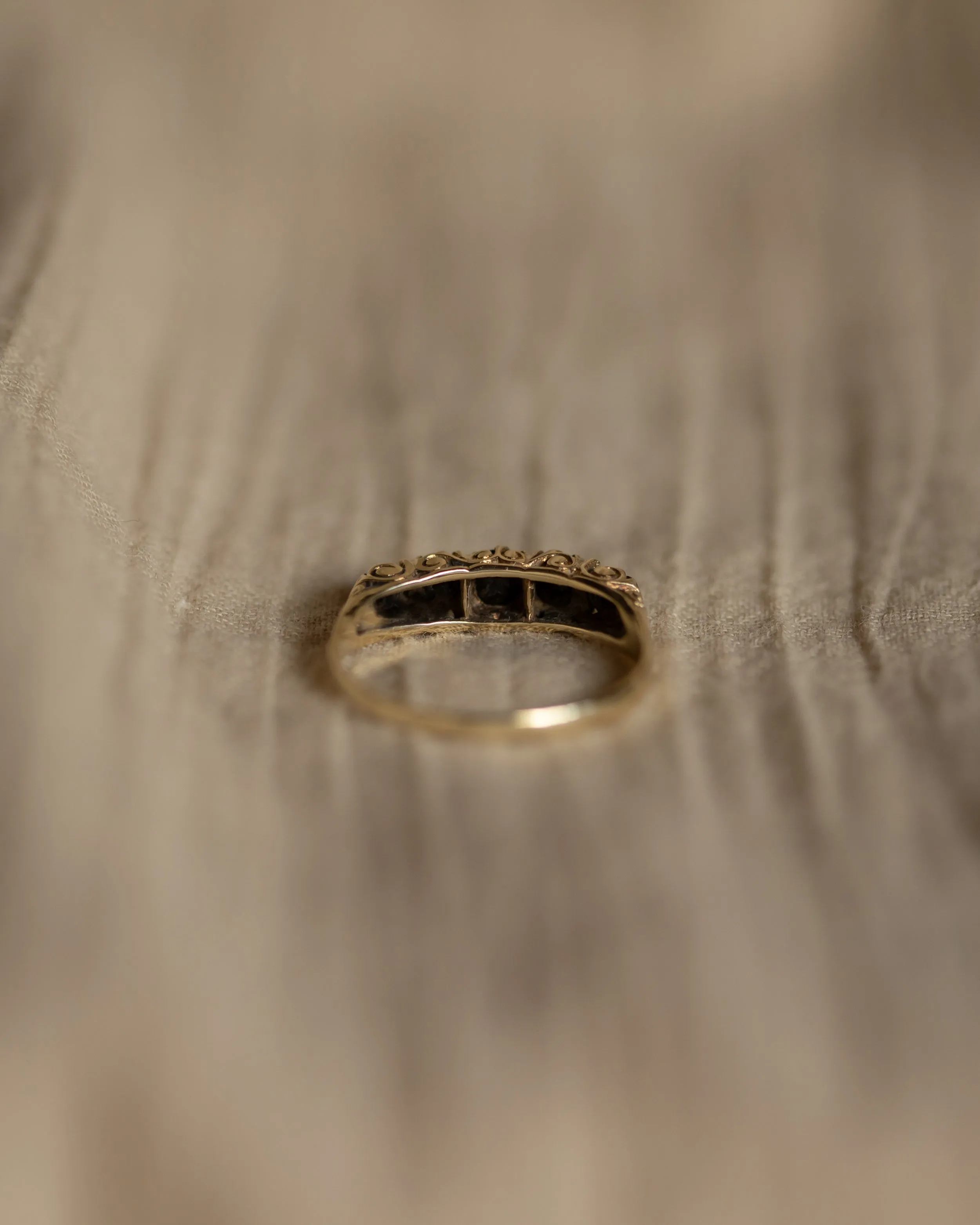 Ethel 1989 Vintage 9ct Gold Sapphire Five Stone Ring sold by Rock n Rose product image thumbnail 5