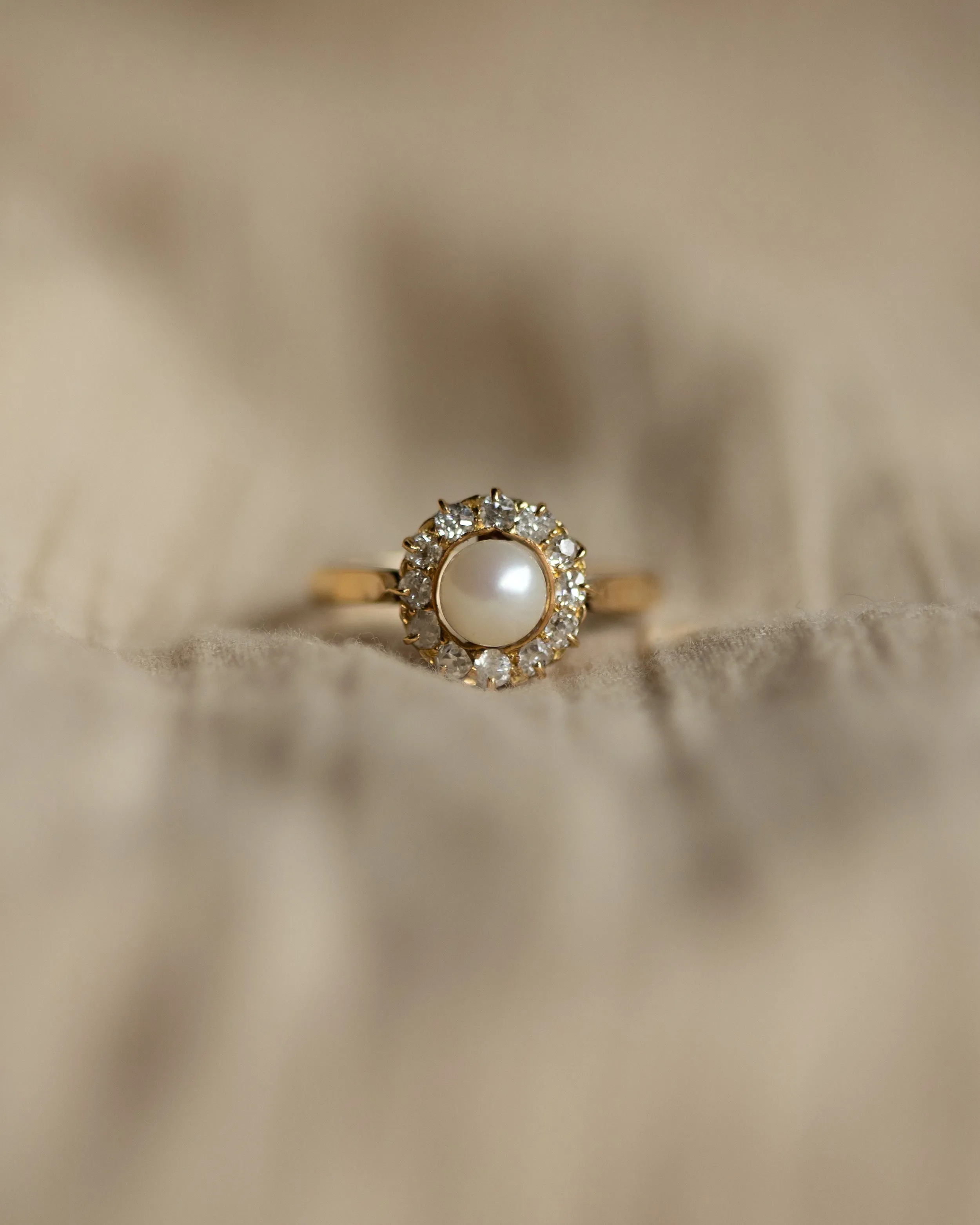 Georgina 1976 Vintage 9ct Gold Pearl & Diamond Cluster Ring sold by Rock n Rose product image thumbnail 3