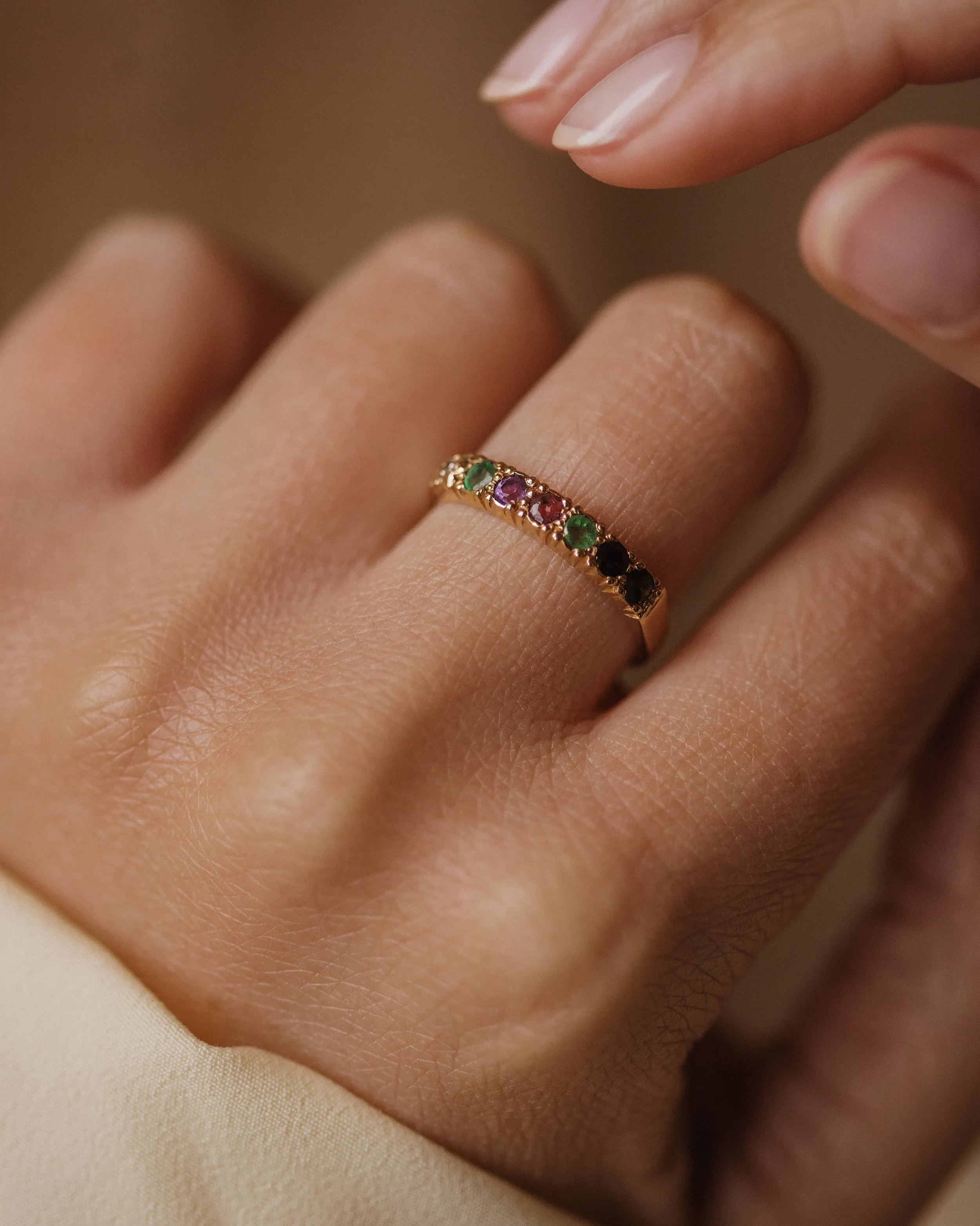 June 1989 Vintage 9ct Gold Dearest Acrostic Ring sold by Rock n Rose product image thumbnail 2