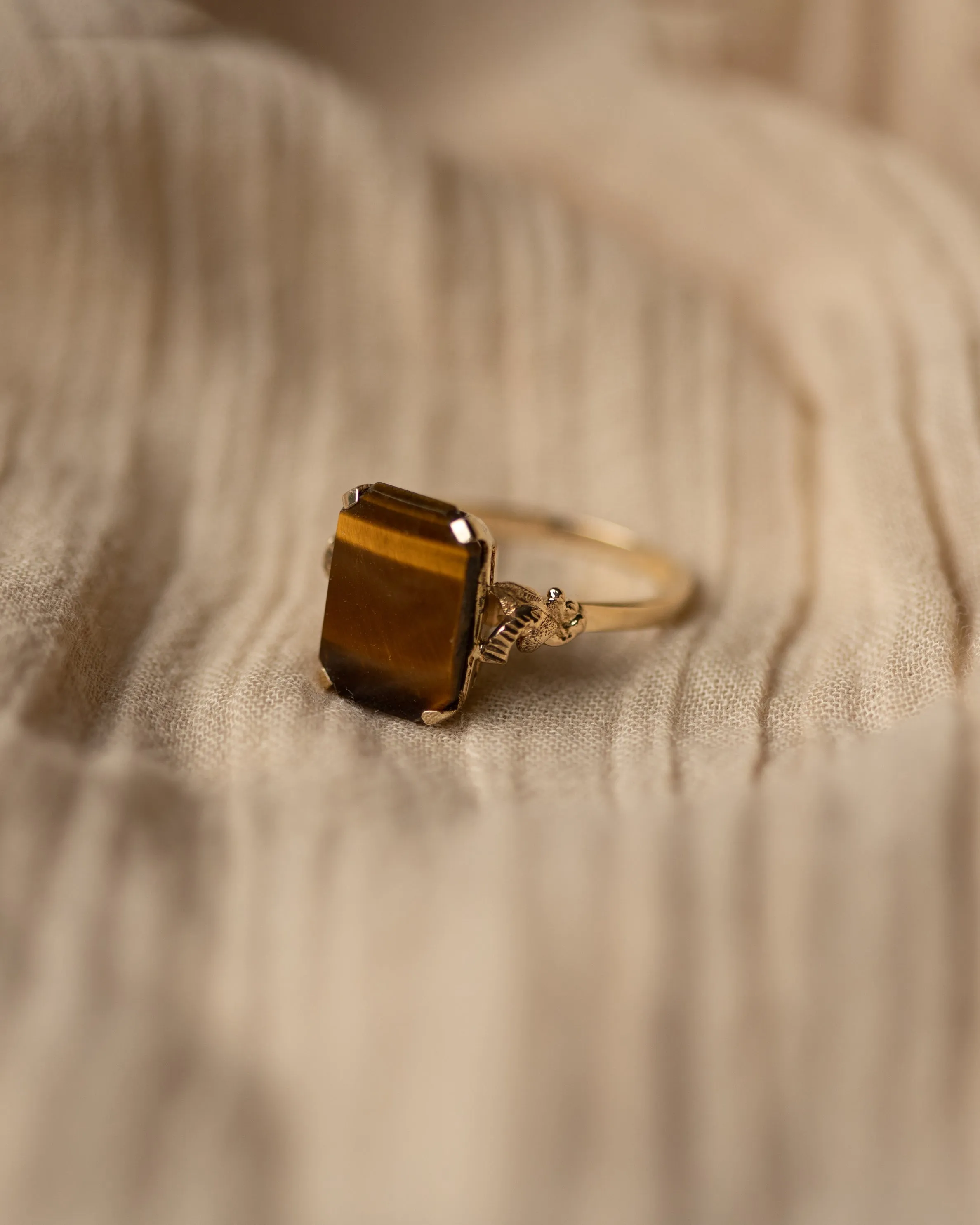 Maryalice Vintage 9ct Gold Tiger Eye Ring sold by Rock n Rose product image thumbnail 4