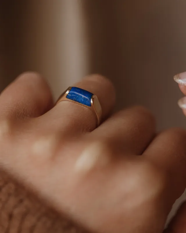 Miriam 1973 Vintage 9ct Gold Lapis Lazuli Ring made by Rock n Rose