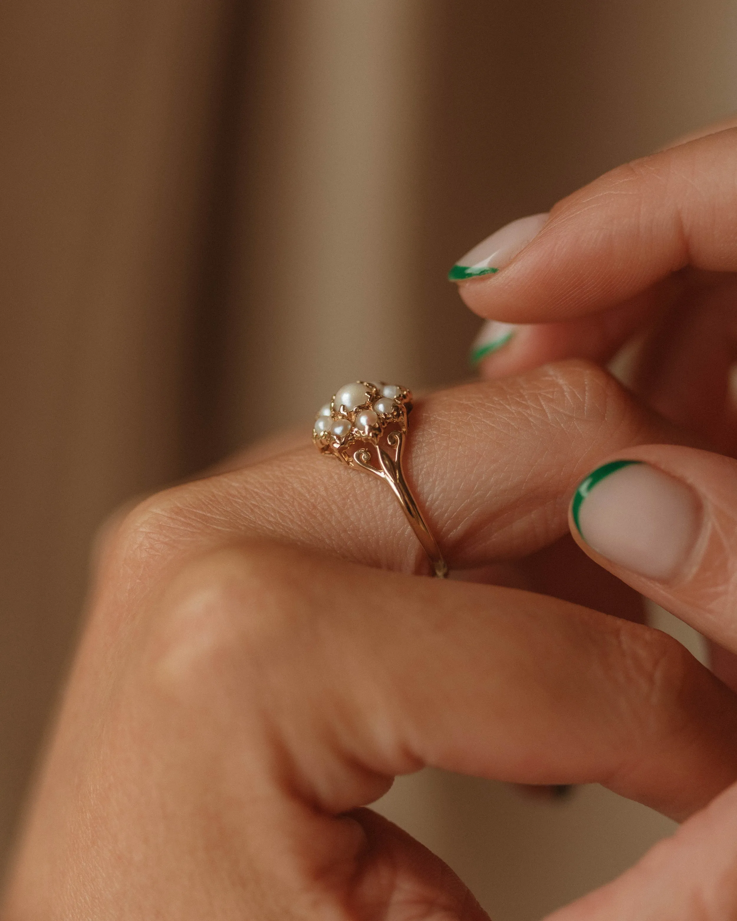 Maria Vintage 9ct Gold Pearl Flower Cluster Ring sold by Rock n Rose product image thumbnail 3