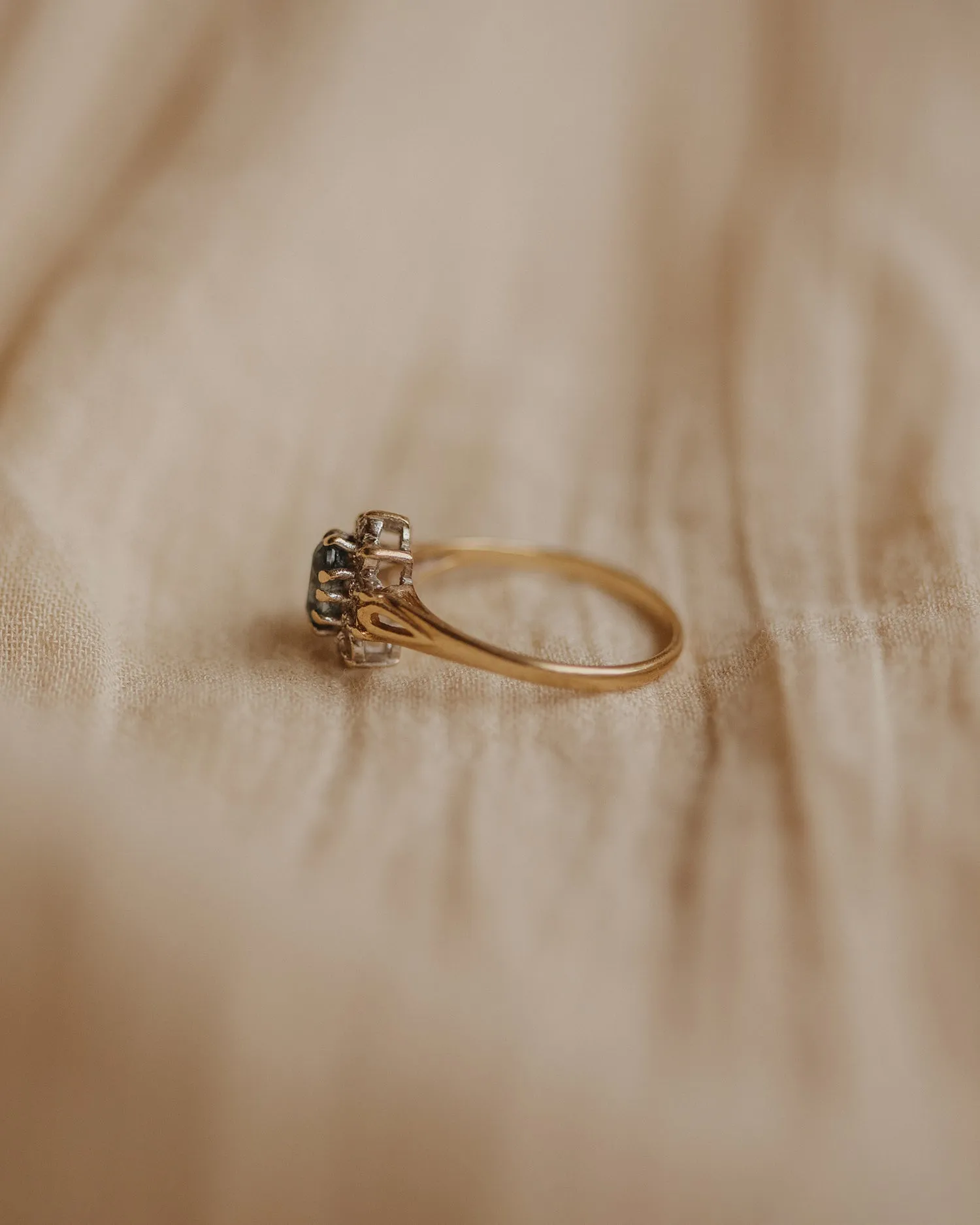 Imogen 1987 9ct Gold Vintage Blue Topaz Ring sold by Rock n Rose product image thumbnail 5