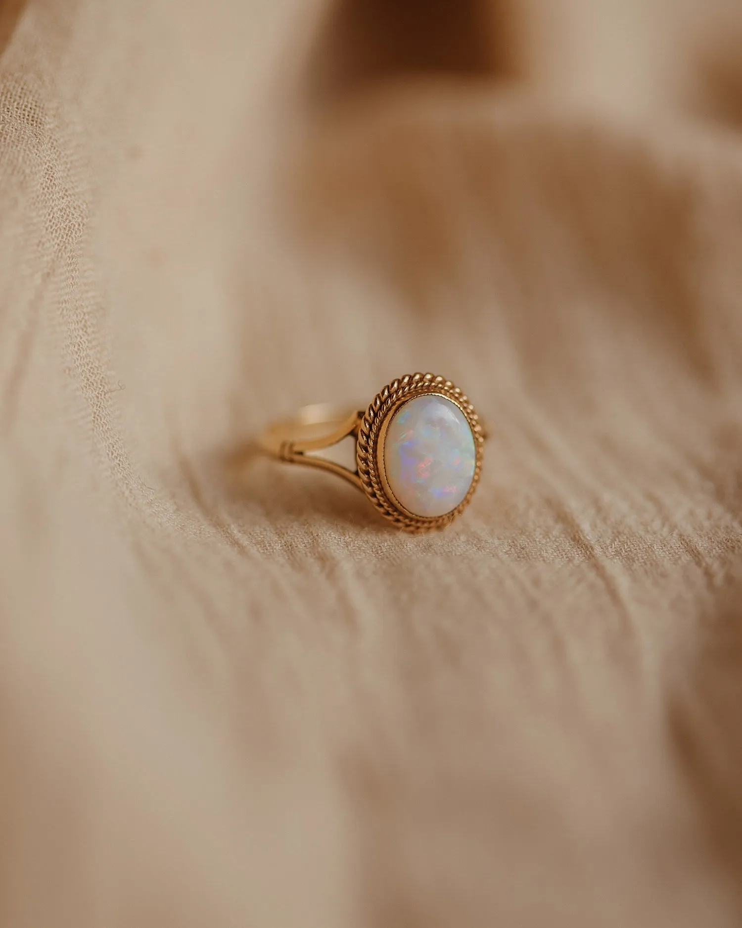 Whinnie 1986 9ct Gold Opal Ring sold by Rock n Rose product image thumbnail 3