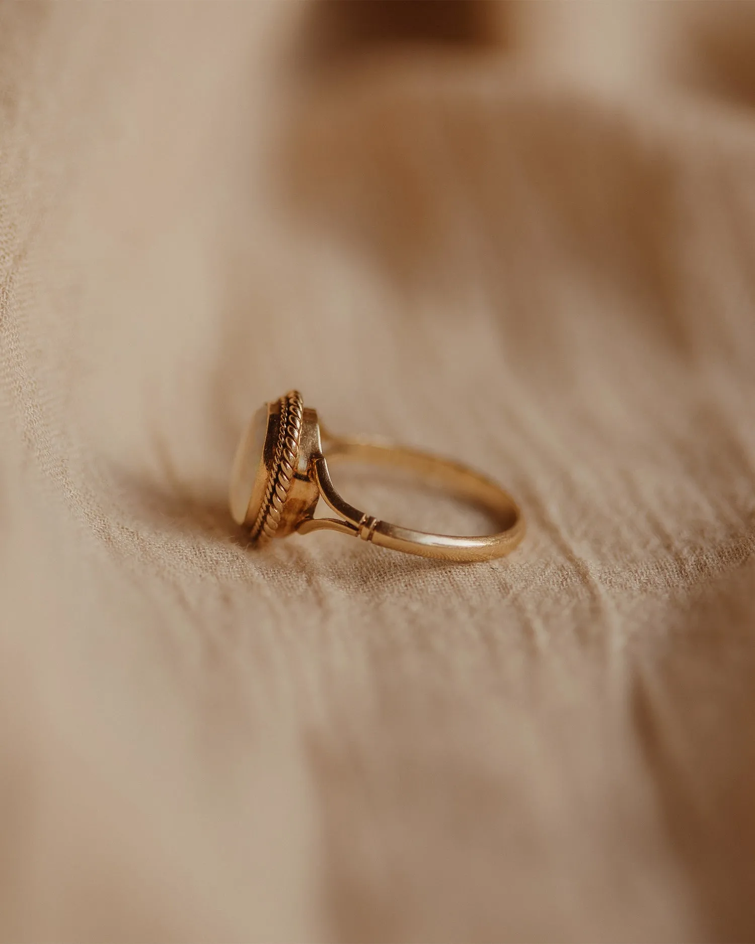 Whinnie 1986 9ct Gold Opal Ring sold by Rock n Rose product image thumbnail 5