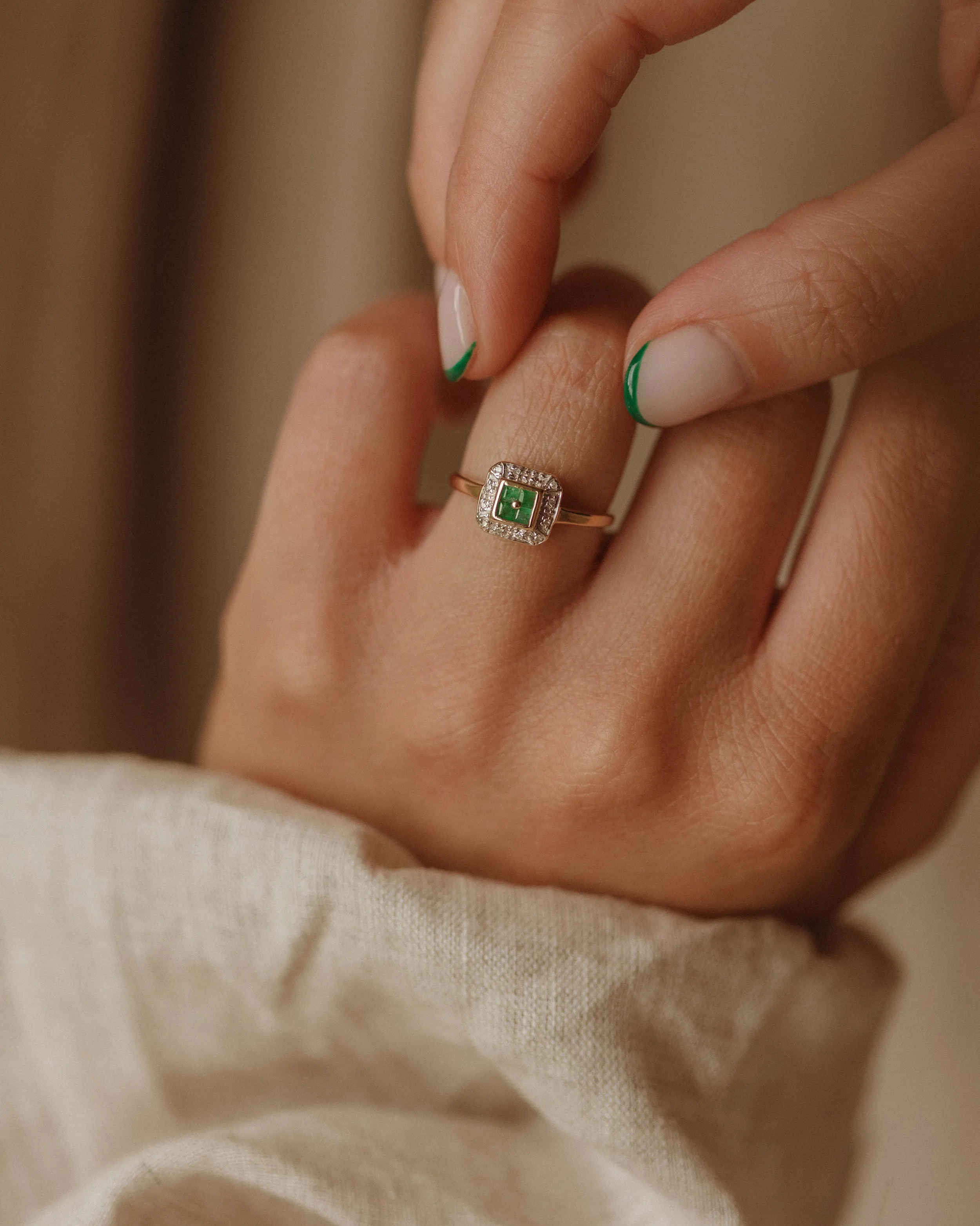 Grace Vintage 9ct Gold Emerald & Diamond Ring sold by Rock n Rose product image thumbnail 3