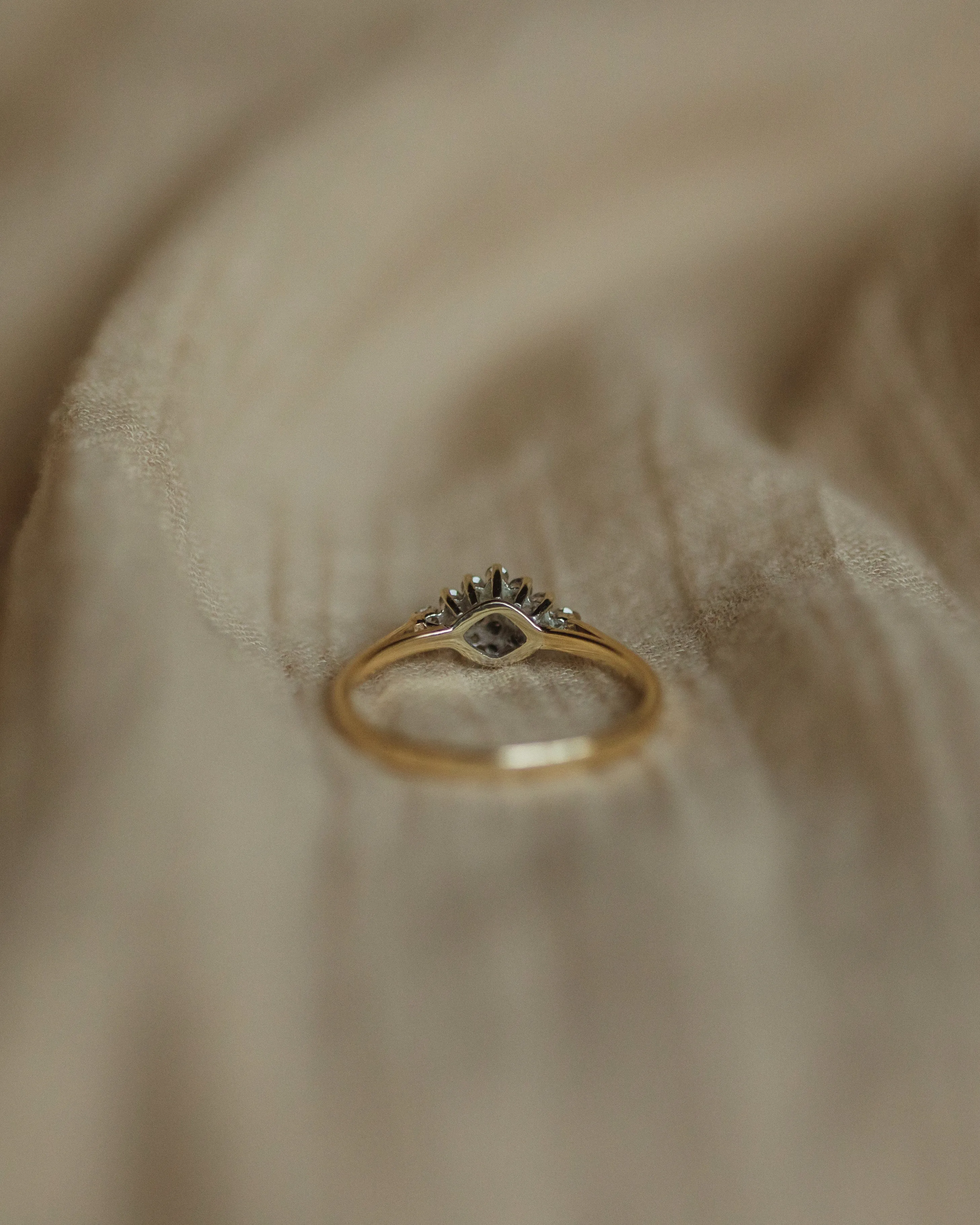 Nettie 1989 Vintage 9ct Gold Diamond Cluster Ring sold by Rock n Rose product image thumbnail 5