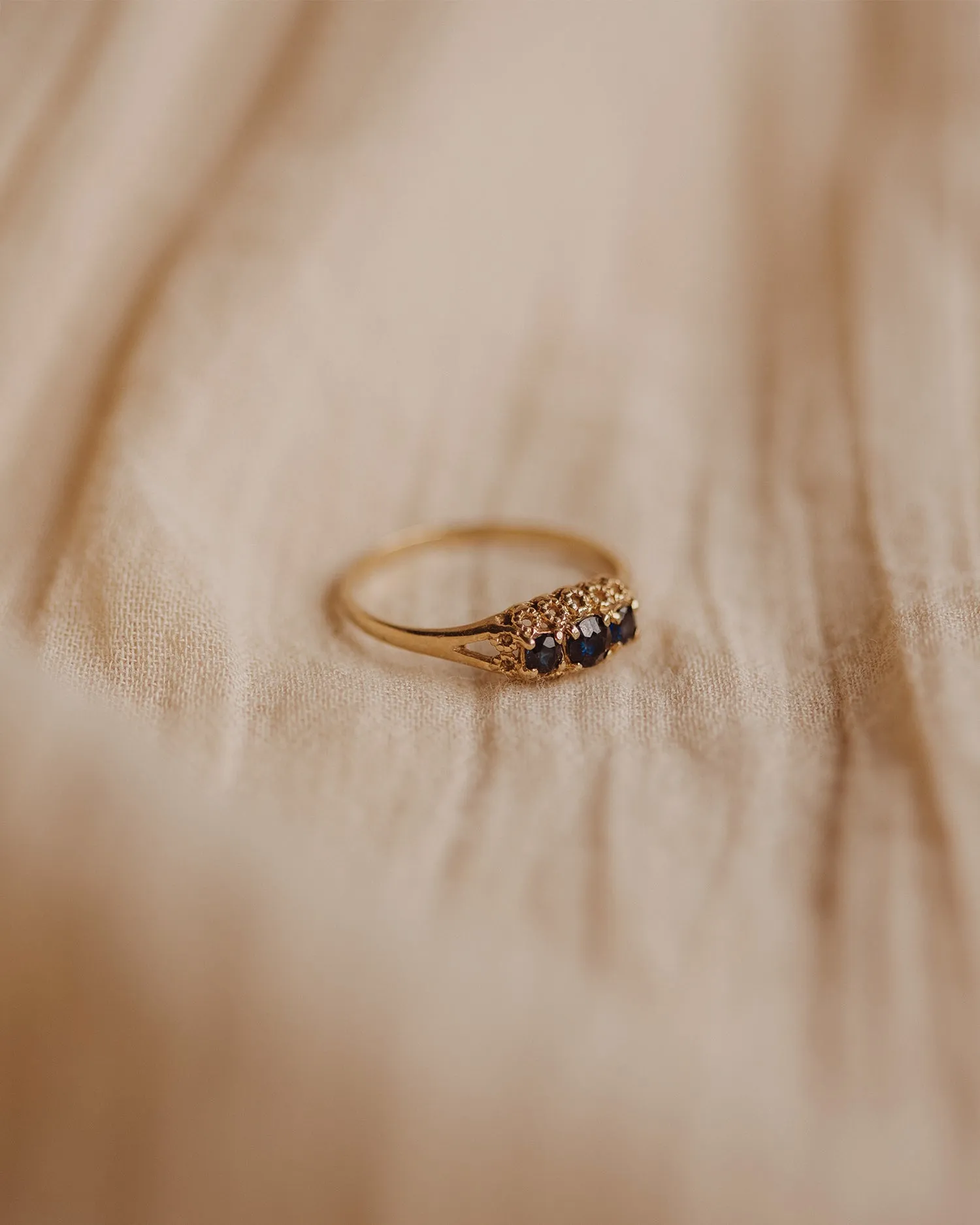 Francine 1986 9ct Gold Vintage Sapphire Ring sold by Rock n Rose product image thumbnail 3