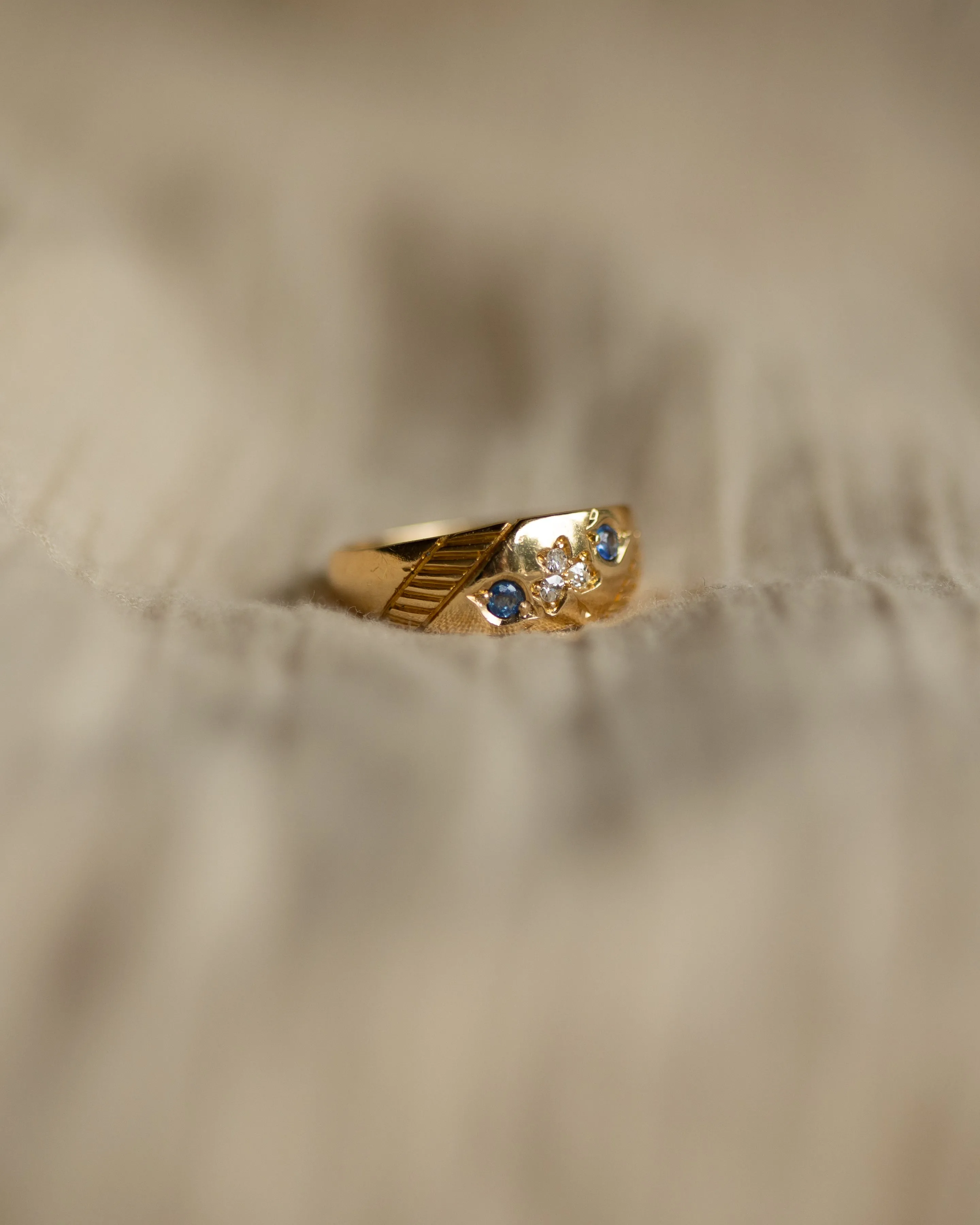 Annette 1898 Antique 18ct Gold Sapphire & Diamond Clover Ring sold by Rock n Rose product image thumbnail 4