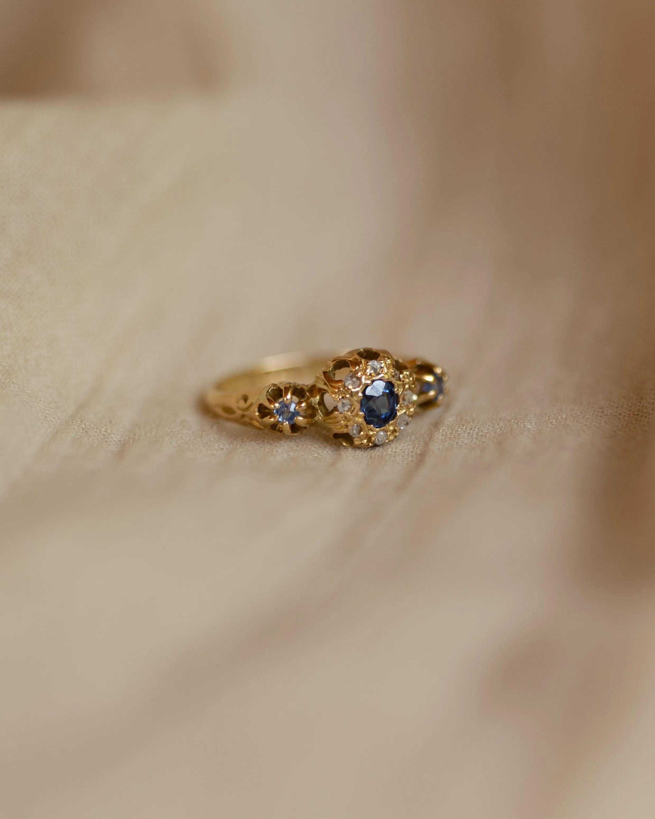 Eloise 1903 Antique 18ct Gold Sapphire & Diamond Cluster Ring sold by Rock n Rose product image thumbnail 4