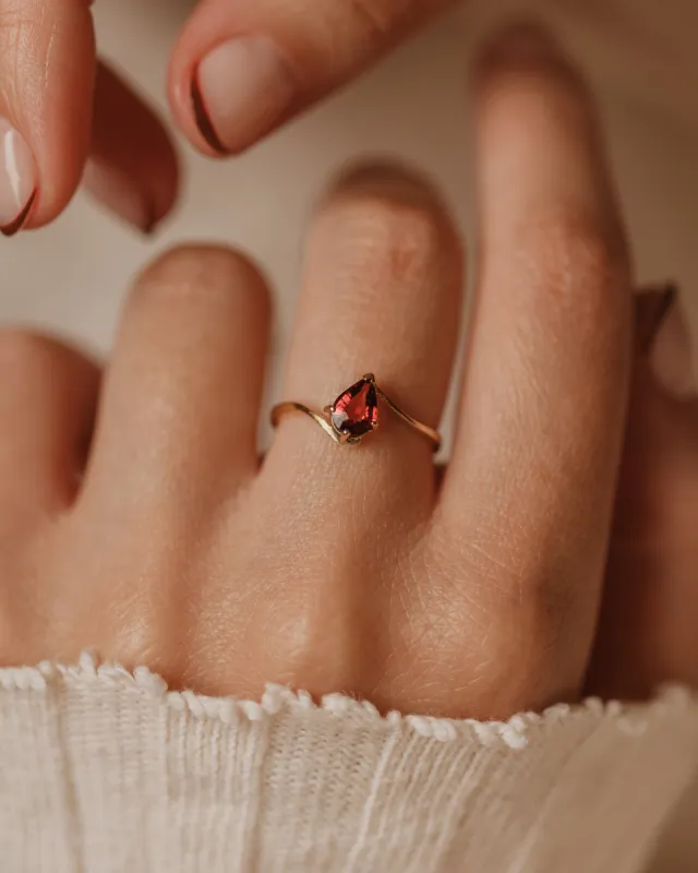 Beryl 1987 Vintage 9ct Gold Pear Cut Garnet Ring sold by Rock n Rose