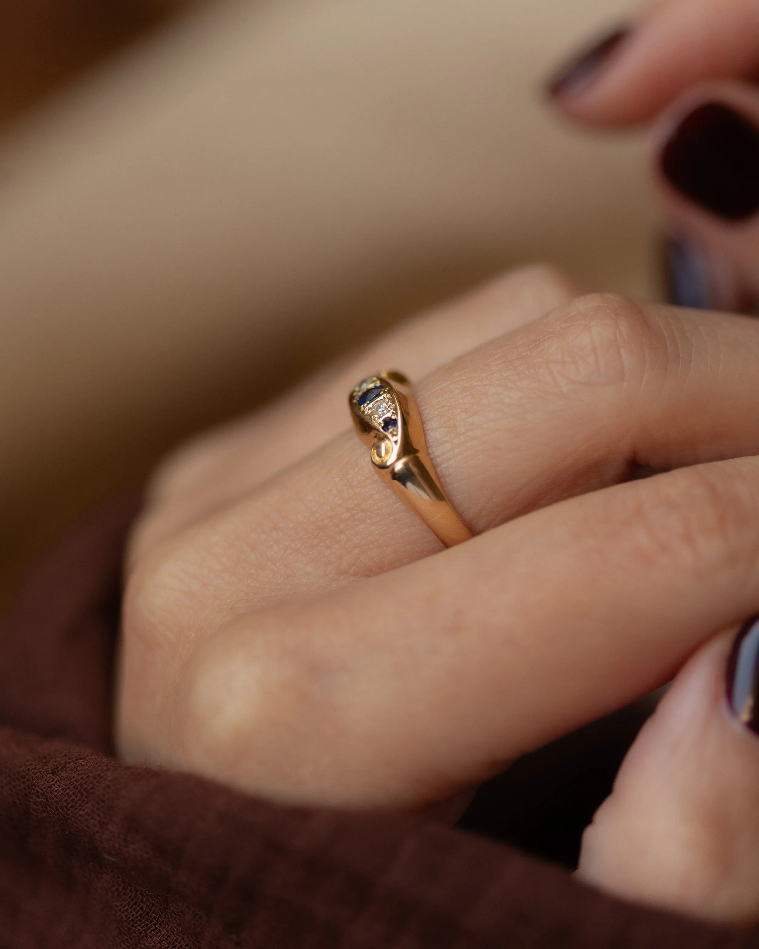Hortense 1919 Antique 18ct Gold Sapphire & Diamond Five Stone Ring sold by Rock n Rose product image thumbnail 2