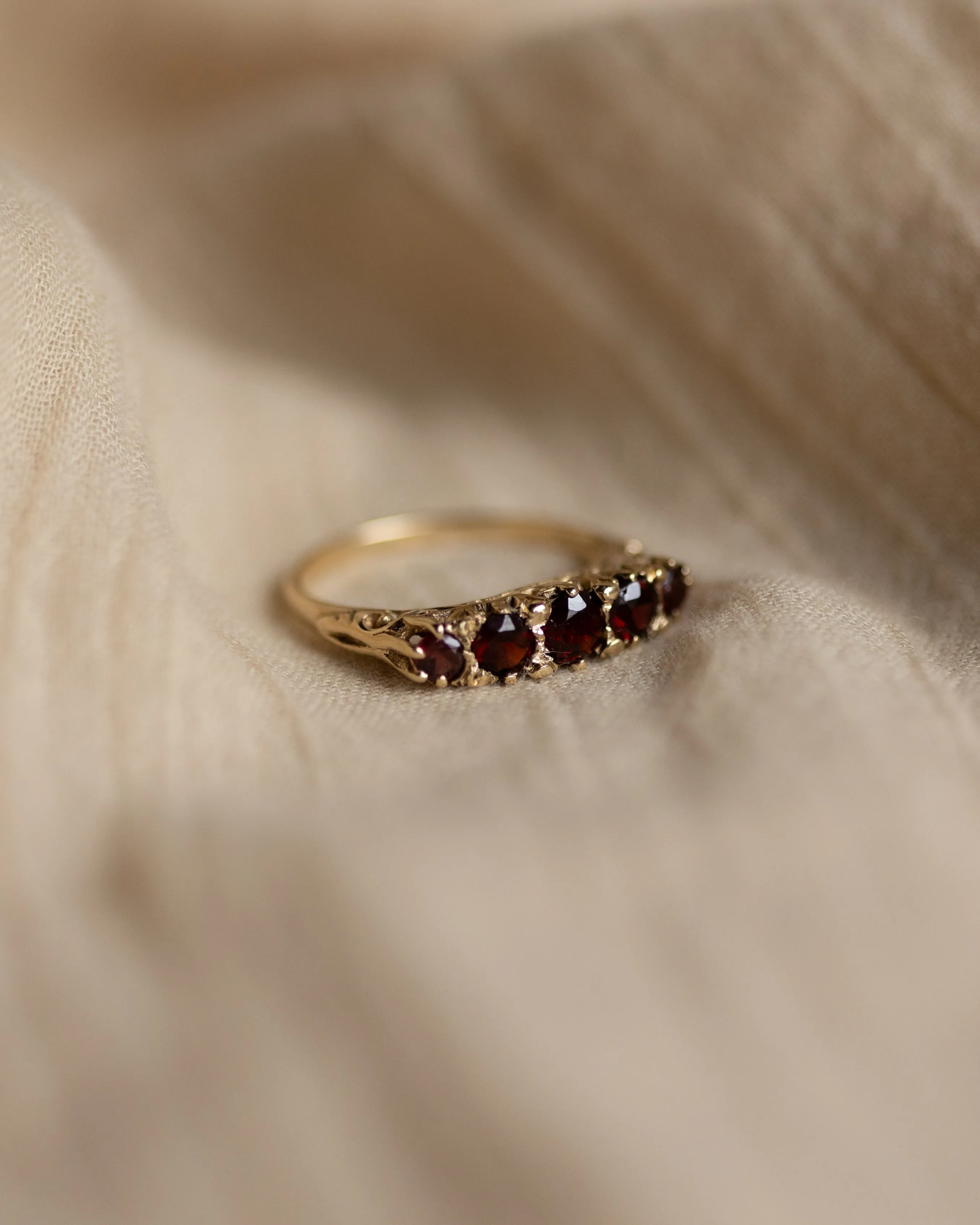 Jacinta 1978 Vintage 9ct Gold Garnet Five Stone Ring sold by Rock n Rose product image thumbnail 4