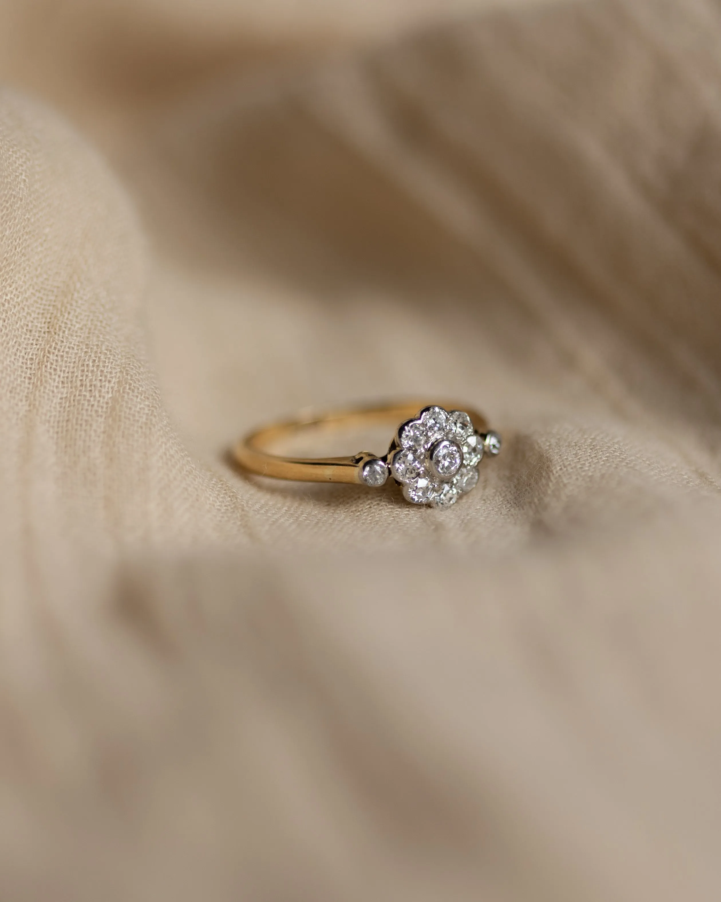 Frida Antique 18ct Gold Diamond Daisy Cluster Ring sold by Rock n Rose product image thumbnail 4