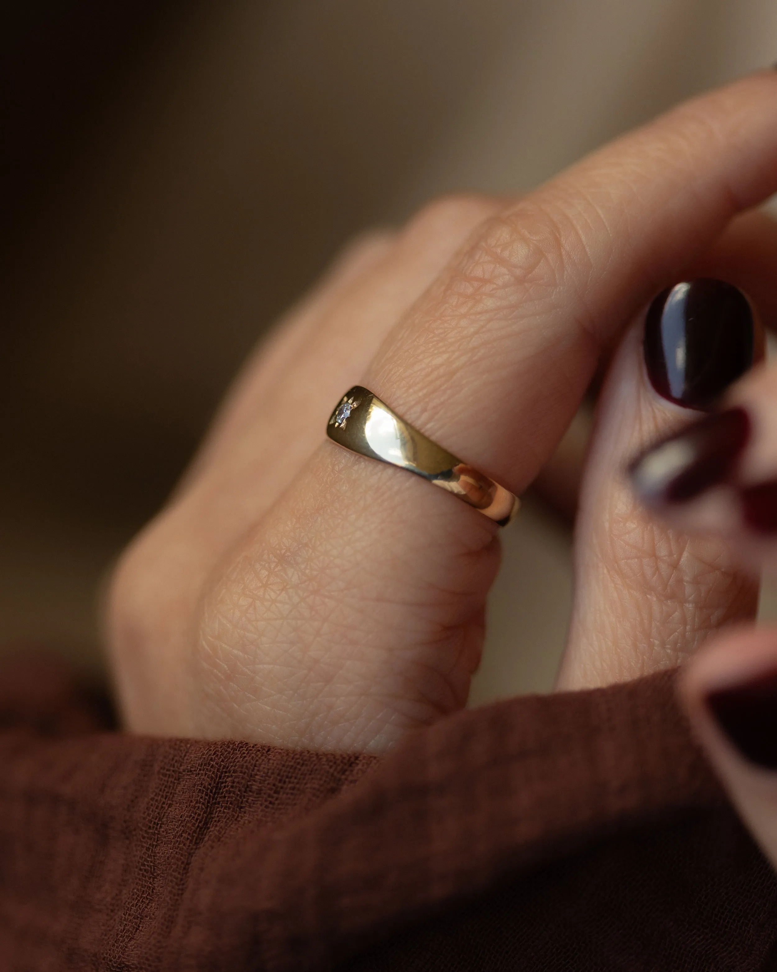 Carmen Vintage 9ct Gold Star Set Diamond Ring sold by Rock n Rose product image thumbnail 2