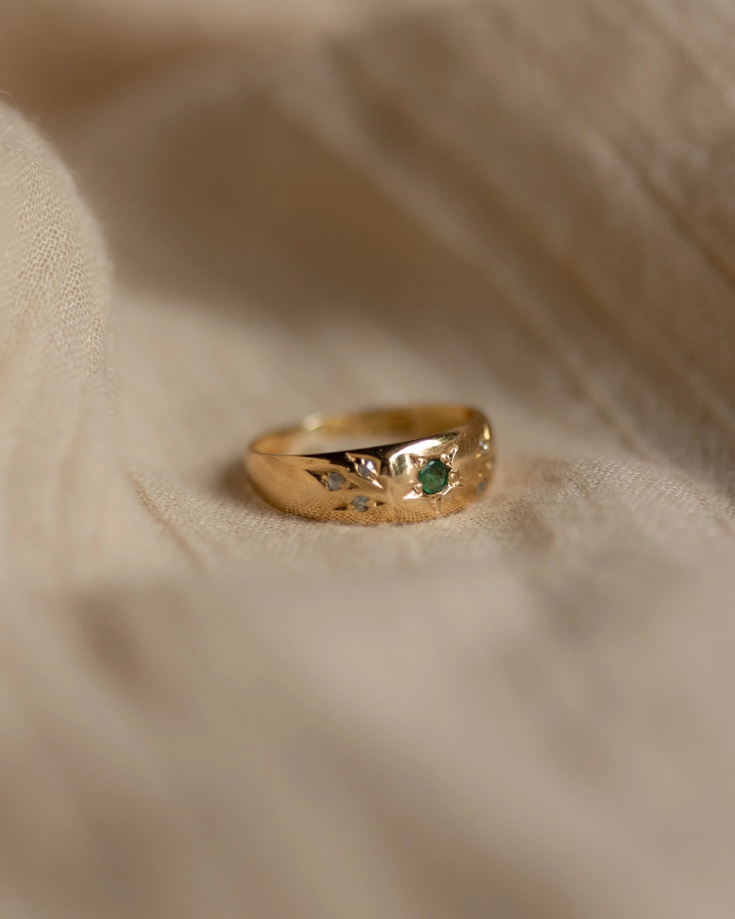 Primrose Antique 18ct Gold Star Set Emerald & Diamond Ring sold by Rock n Rose product image thumbnail 4