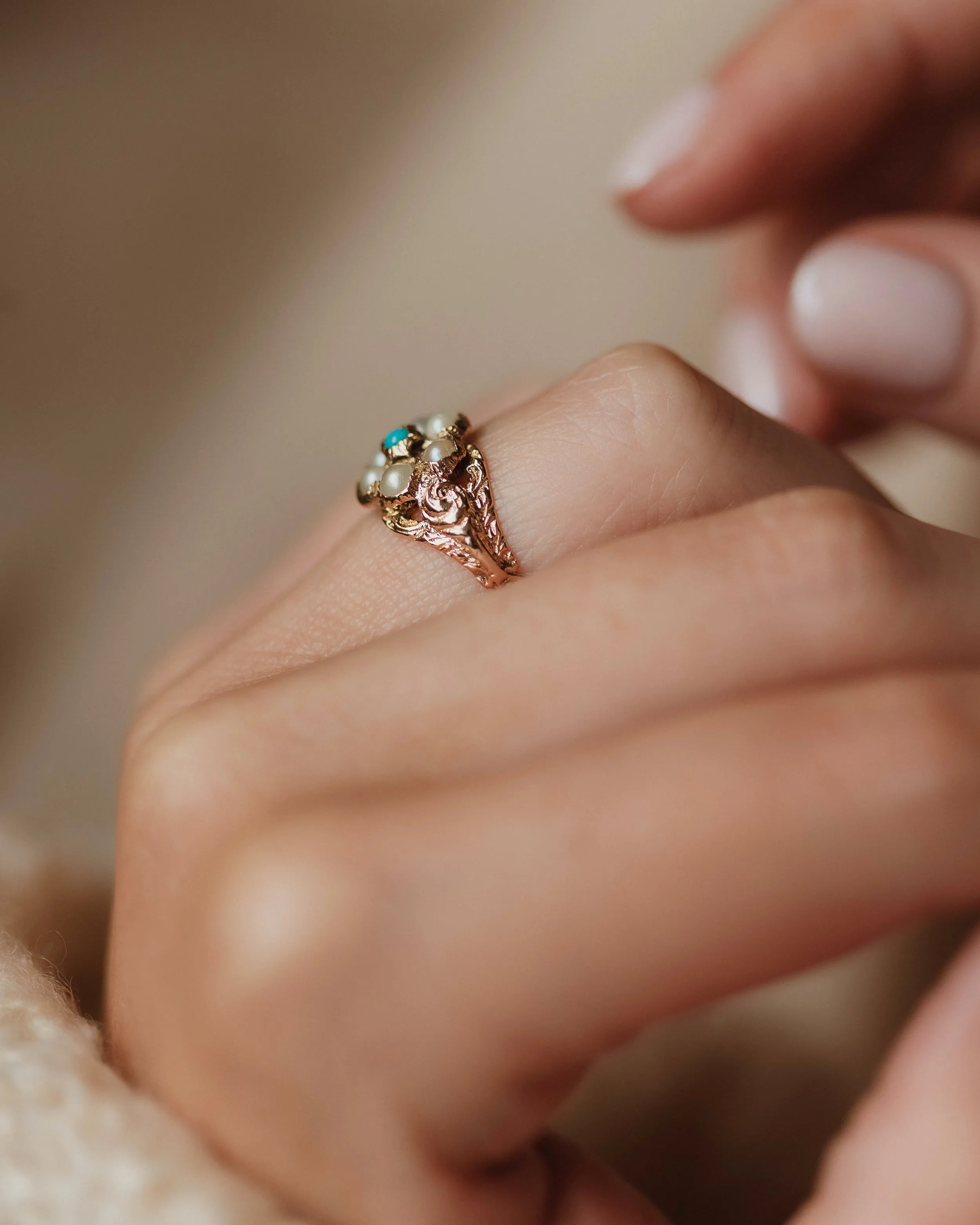 Ophelia 1966 Vintage 9ct Gold Turquoise & Pearl Cluster Ring sold by Rock n Rose product image thumbnail 3