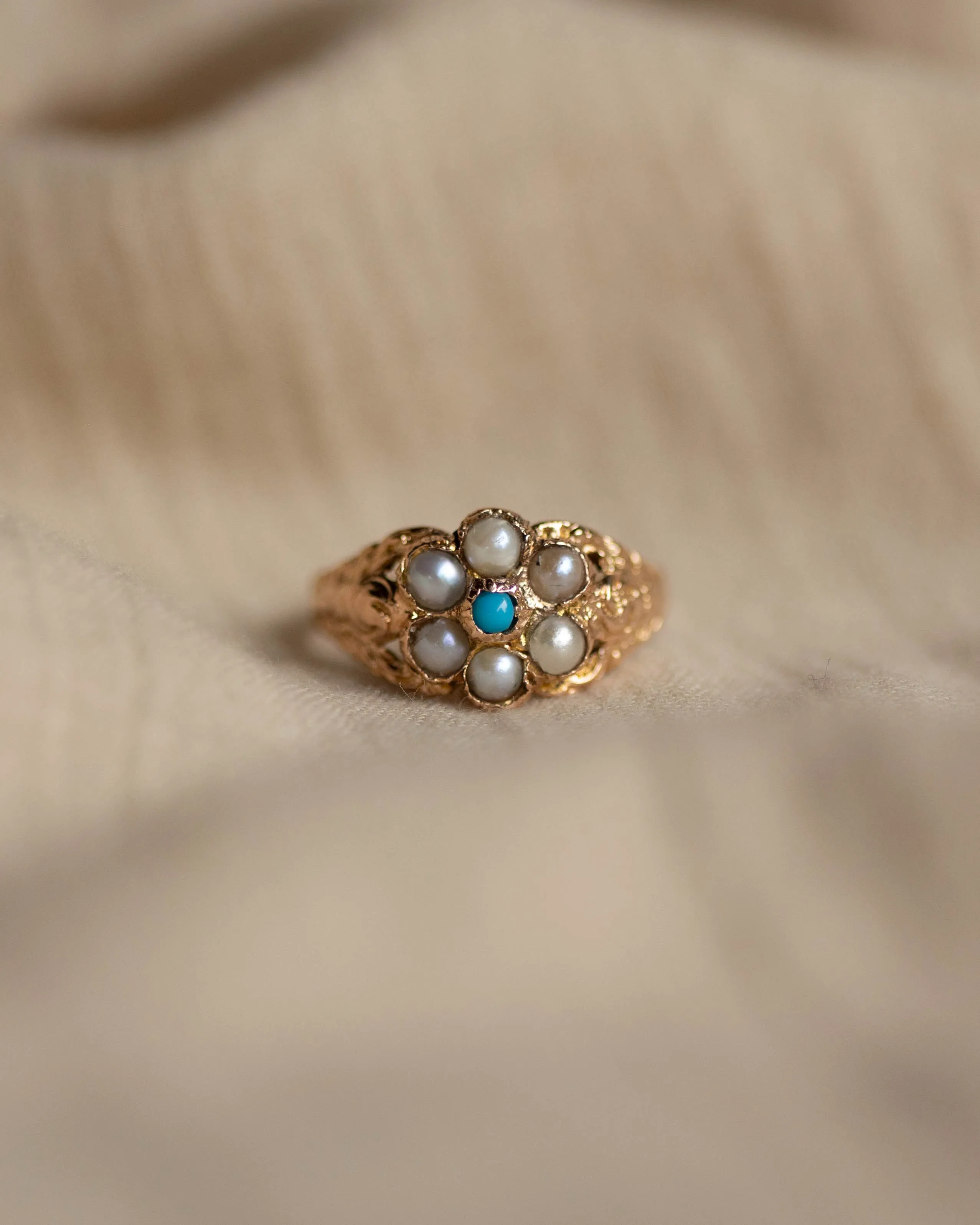 Ophelia 1966 Vintage 9ct Gold Turquoise & Pearl Cluster Ring sold by Rock n Rose product image thumbnail 4