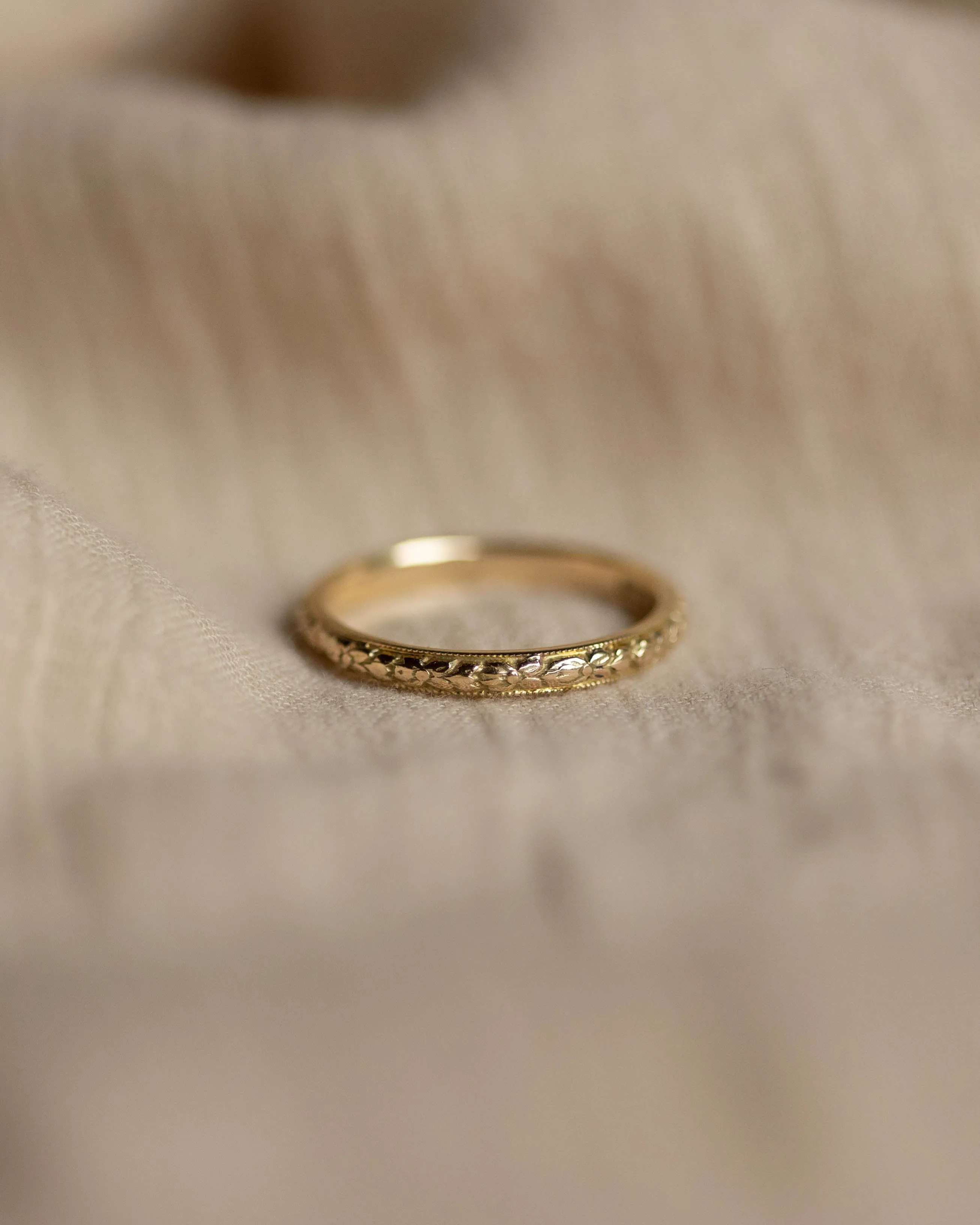 Hortensia 1944 Vintage 9ct Gold Floral Engraved Band Ring sold by Rock n Rose product image thumbnail 4