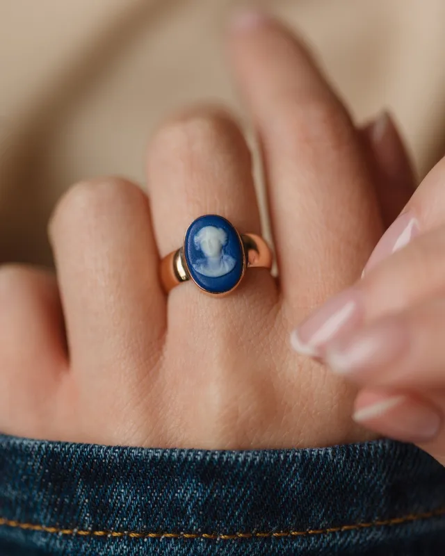 Berthilde 1908 Antique 9ct Gold Wedgwood Cameo Ring made by Rock n Rose
