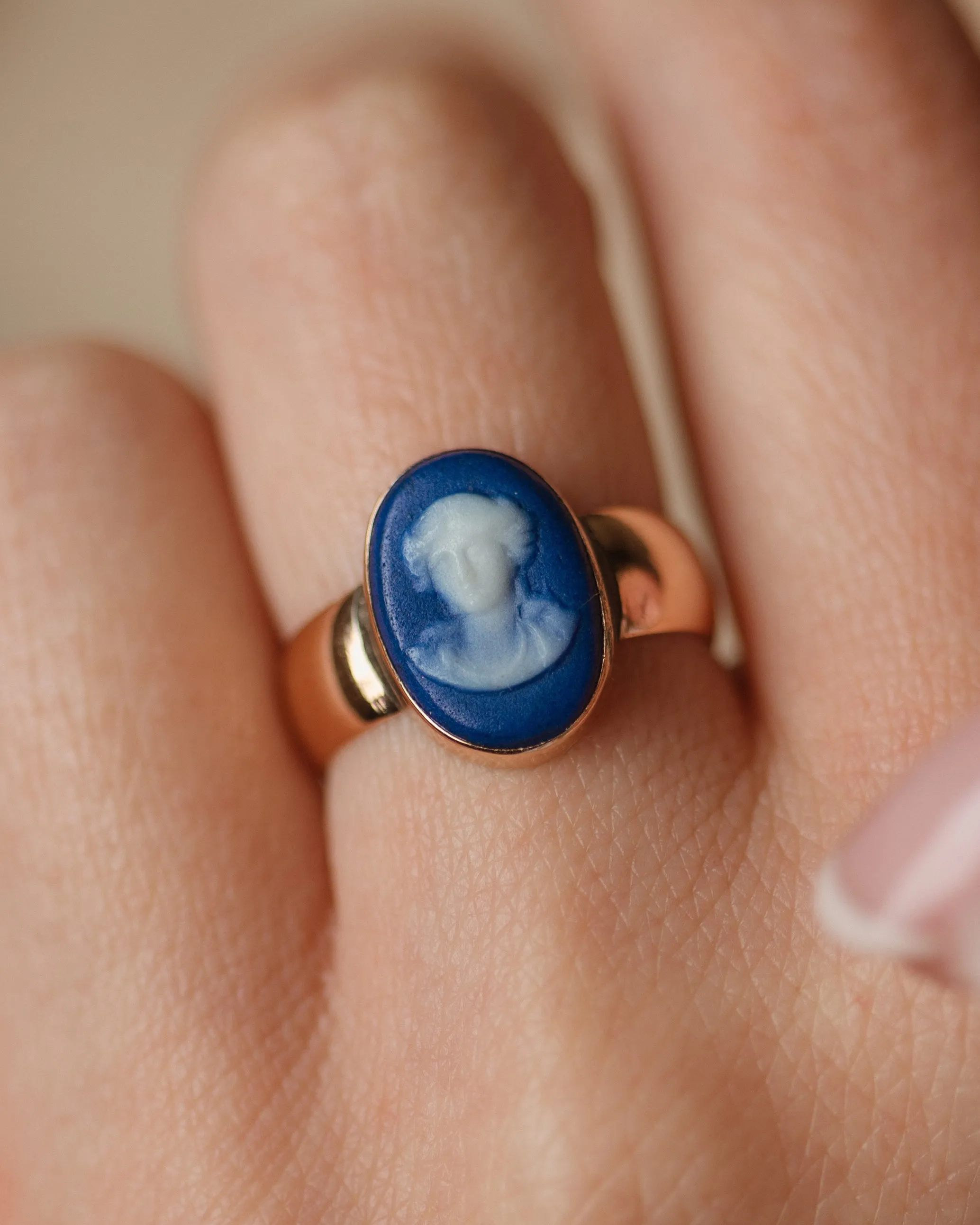 Berthilde 1908 Antique 9ct Gold Wedgwood Cameo Ring sold by Rock n Rose product image thumbnail 2