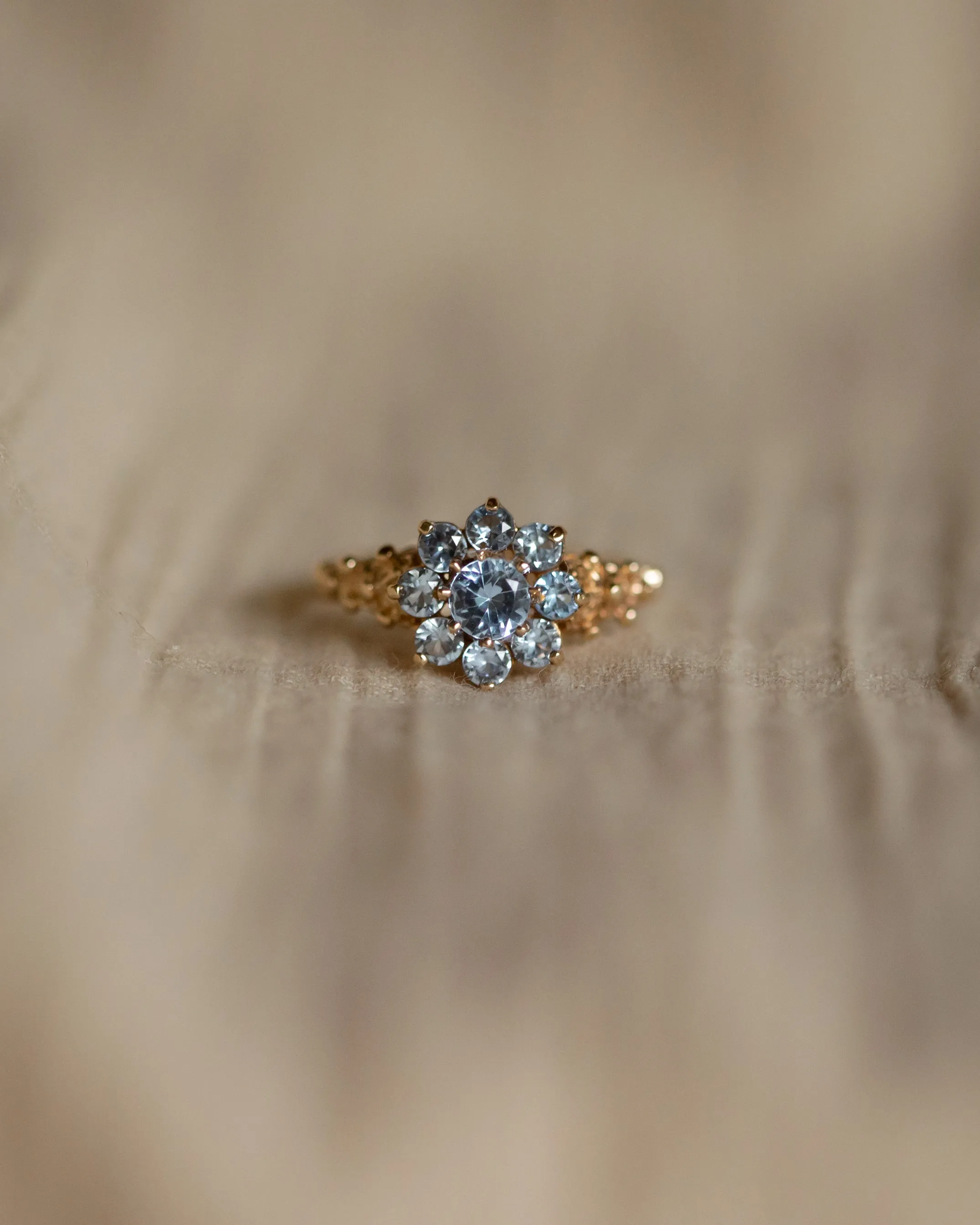 Josefina 1976 Vintage 9ct Gold Blue Spinel Cluster Ring sold by Rock n Rose product image thumbnail 3