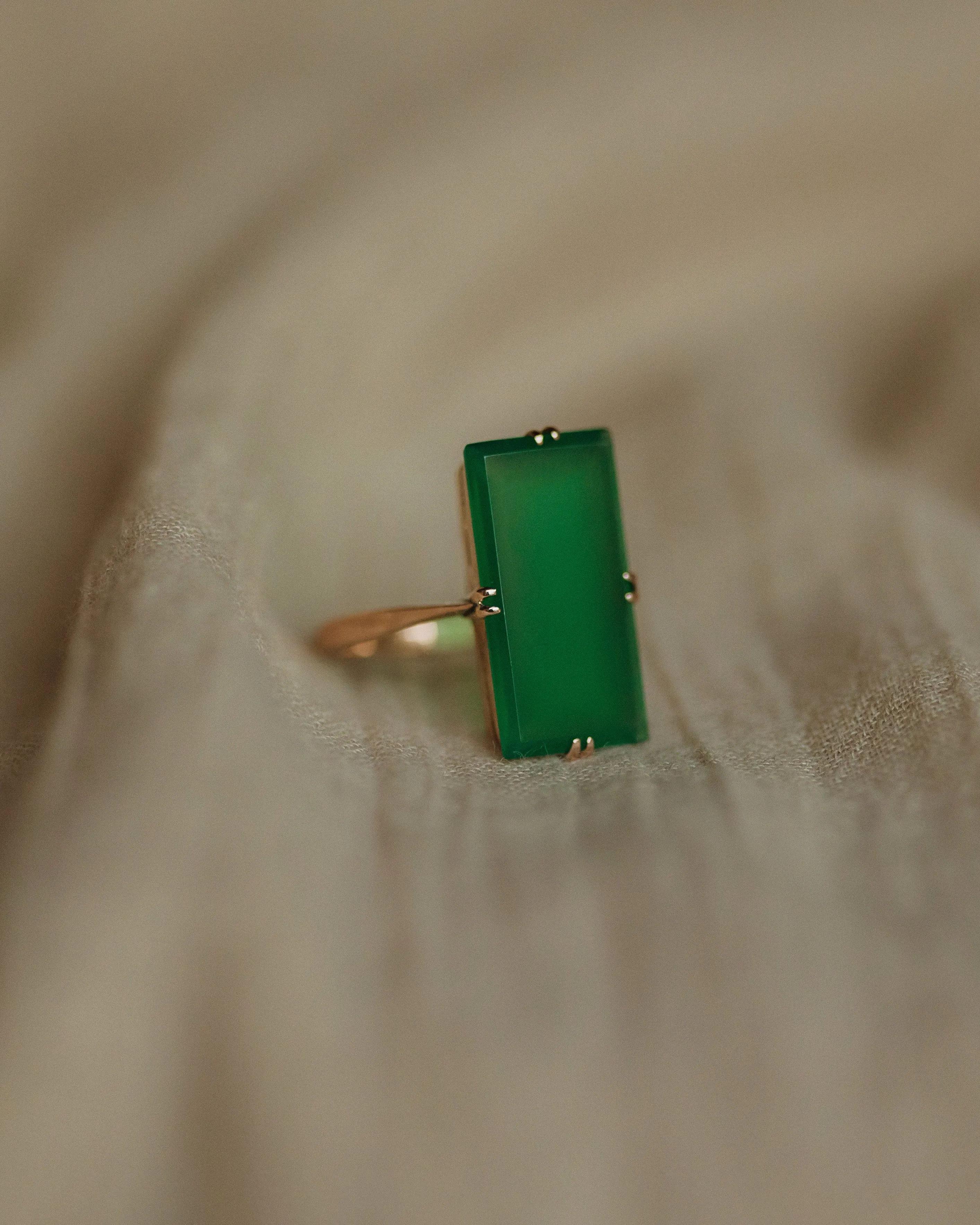 Alta Antique 9ct Gold Chrysoprase Panel Ring sold by Rock n Rose product image thumbnail 4