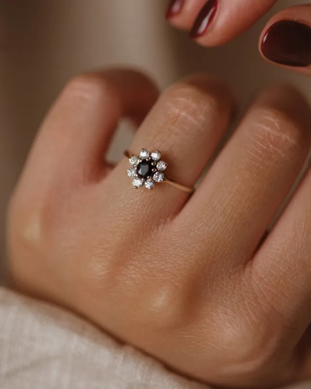 Georgia 1987 Vintage 9ct Gold Sapphire & Cubic Zircon Cluster Ring made by Rock n Rose