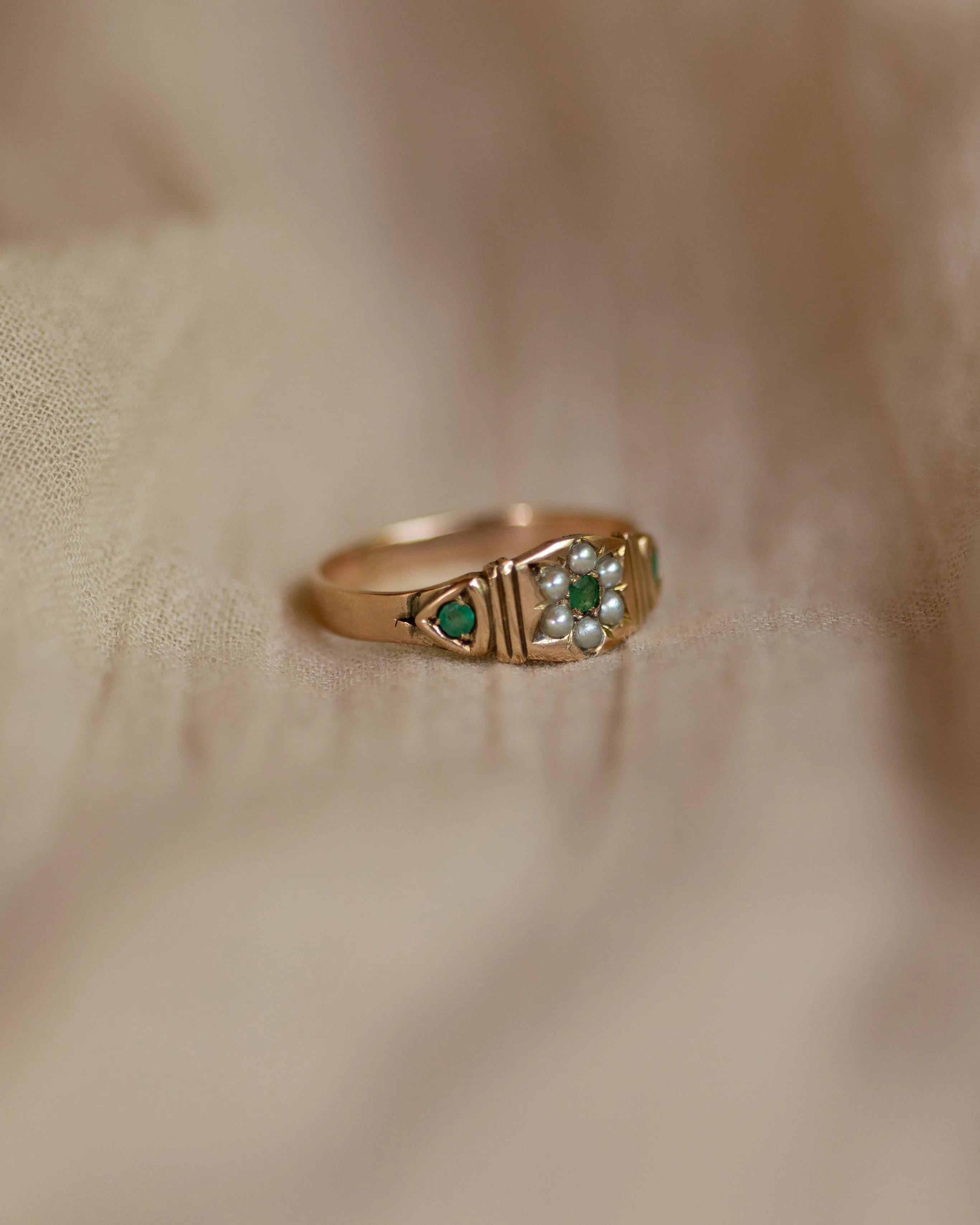 Faye Antique 15ct Gold Emerald & Pearl Ring sold by Rock n Rose product image thumbnail 4