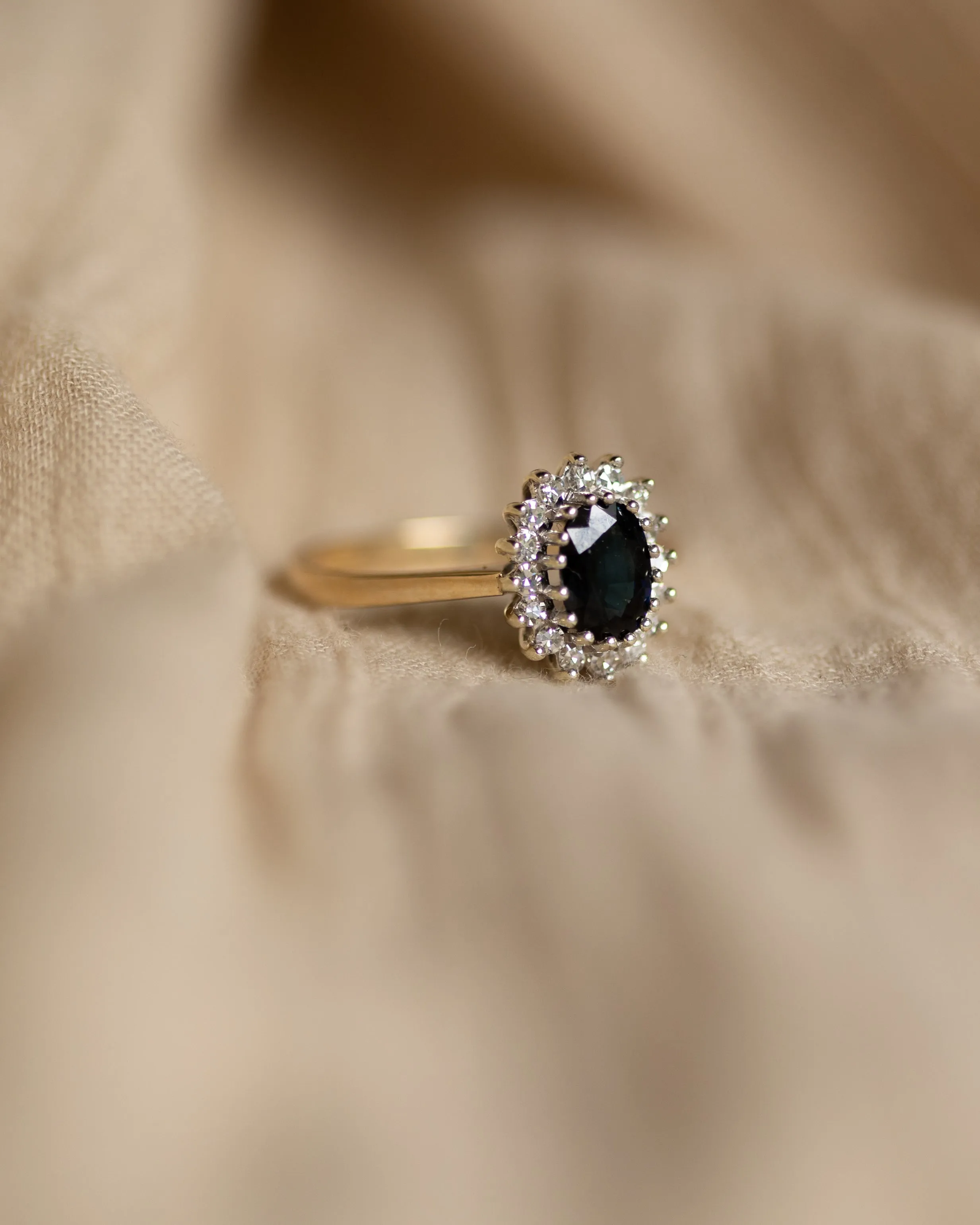 Clover 1990 Vintage 9ct Gold Sapphire & Diamond Cluster Ring sold by Rock n Rose product image thumbnail 4