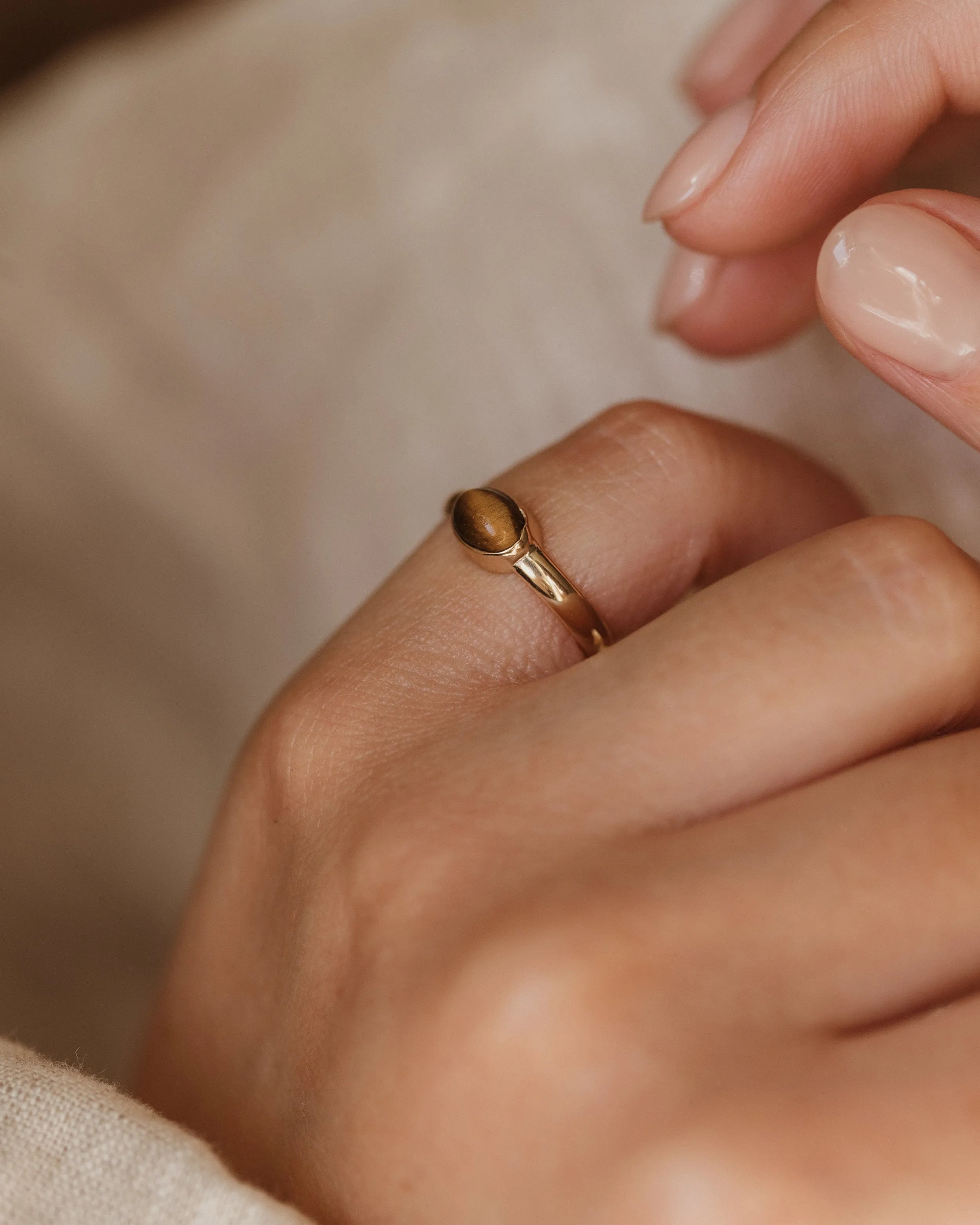 Ovalie 1979 Vintage 9ct Gold Tigers Eye Solitaire Ring sold by Rock n Rose product image thumbnail 2