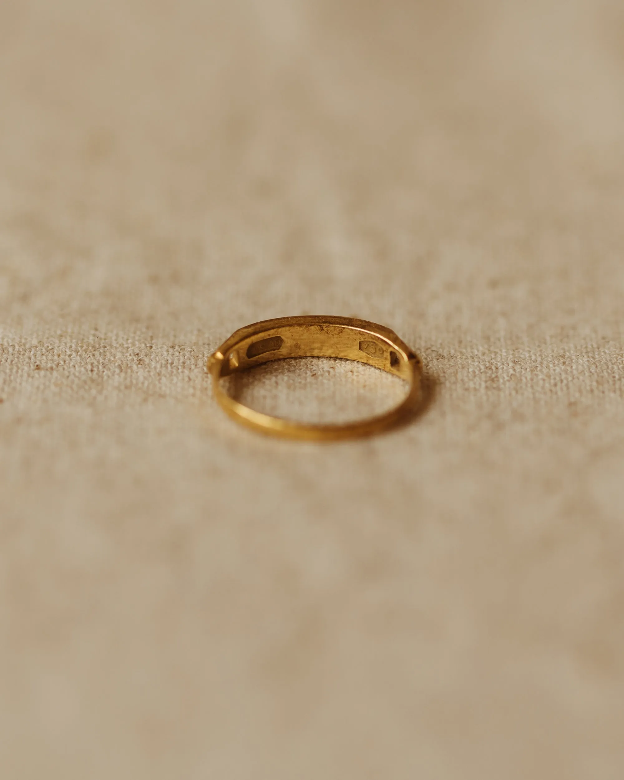 Quinn Vintage 18ct Gold Jade Ring sold by Rock n Rose product image thumbnail 5