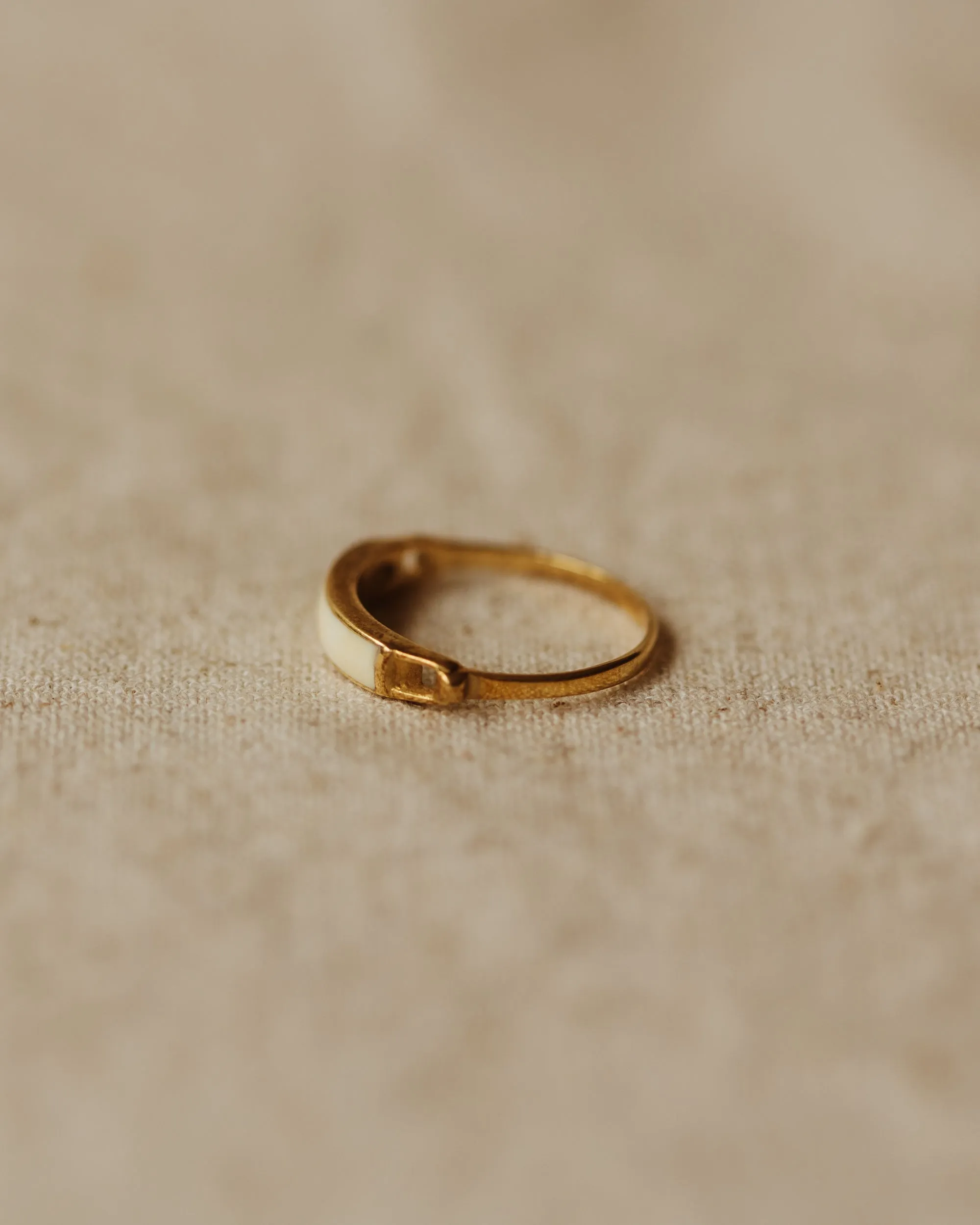 Quinn Vintage 18ct Gold Jade Ring sold by Rock n Rose product image thumbnail 4