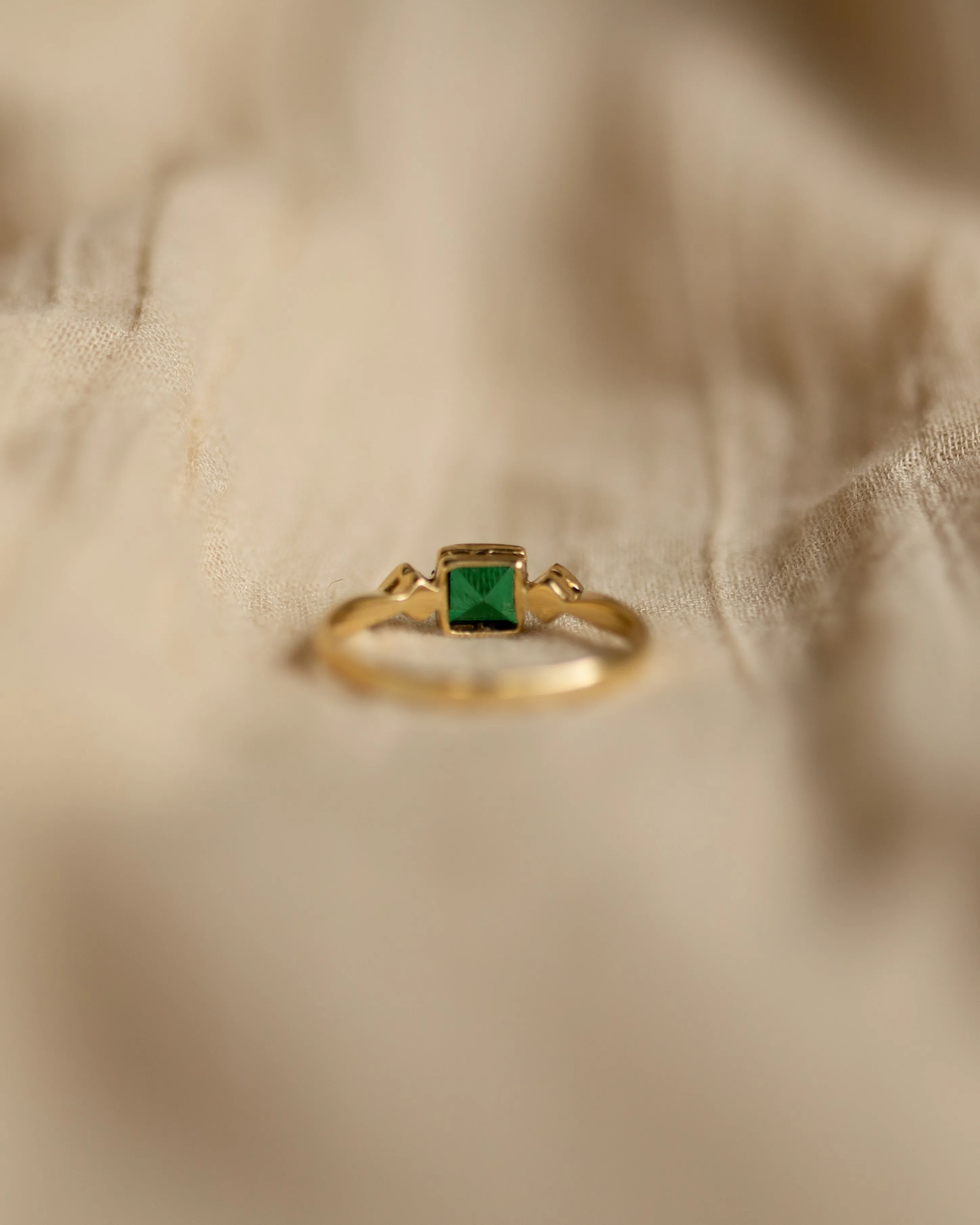 Elma Antique 18ct Gold Green Spinel & Diamond Trilogy Ring sold by Rock n Rose product image thumbnail 5