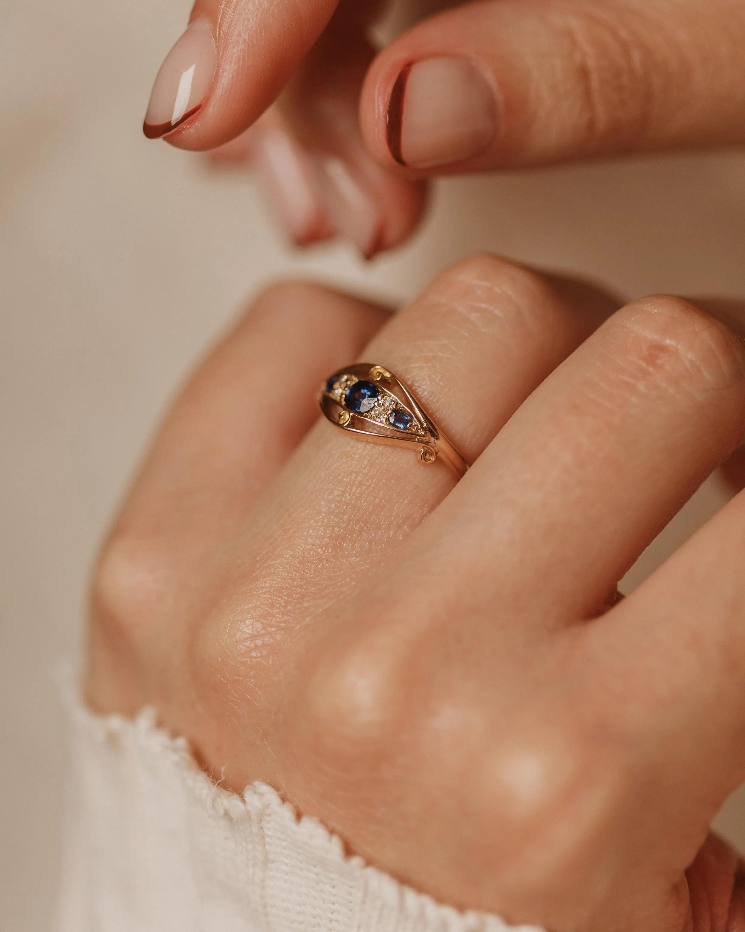 Cressida 1916 Antique 18ct Gold Sapphire & Diamond Seven Stone Ring sold by Rock n Rose product image thumbnail 3