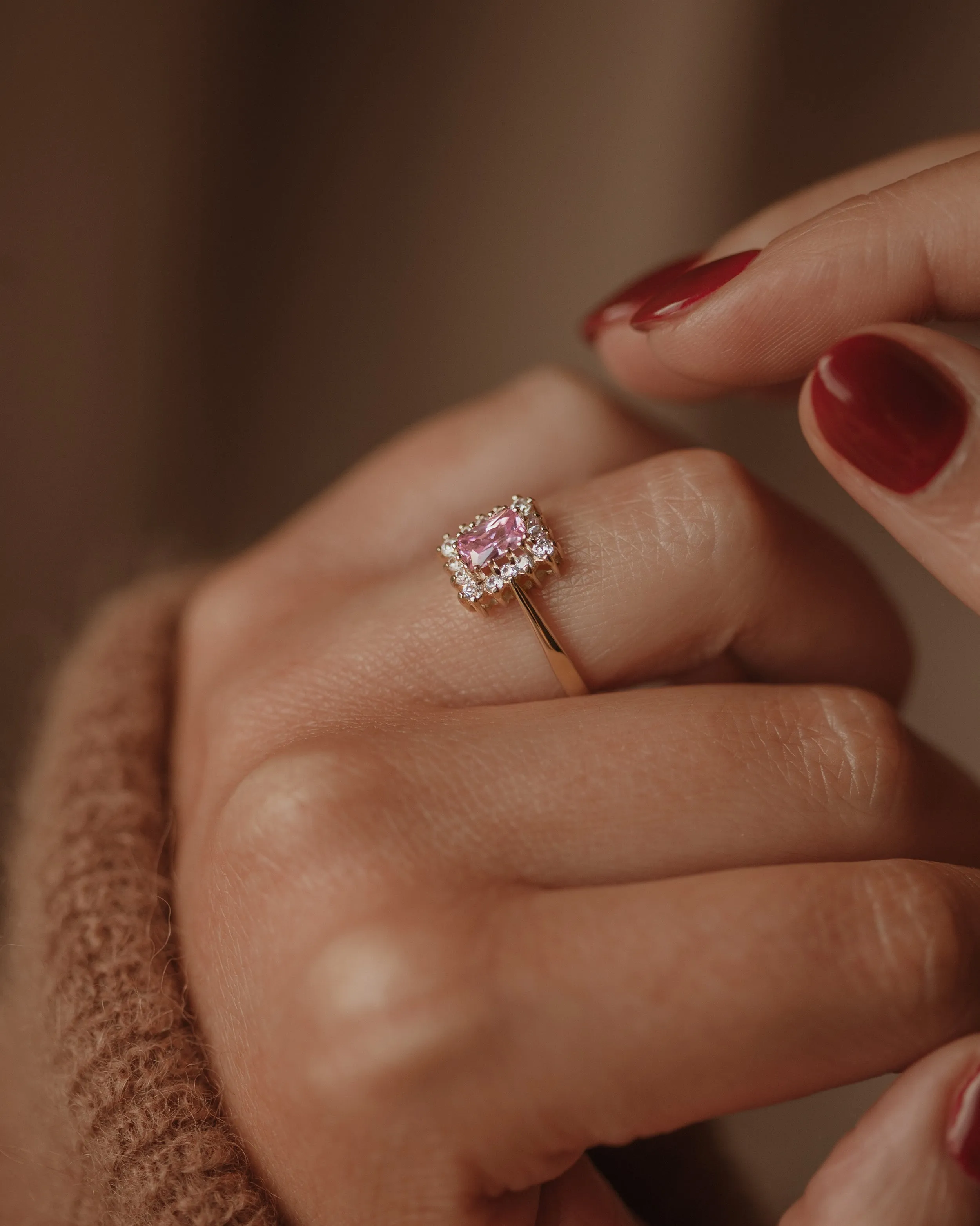 Maude 1984 Vintage 9ct Gold Pink Cubic Zircon Cluster Ring sold by Rock n Rose product image thumbnail 2