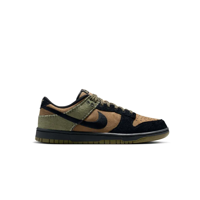 Dunk Low Retro Camo Olive sold by Grinmore