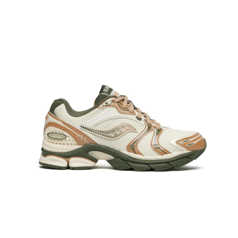 ProGrid Triumph 4 Saucony & Friends Seanella Abraham sold by Grinmore