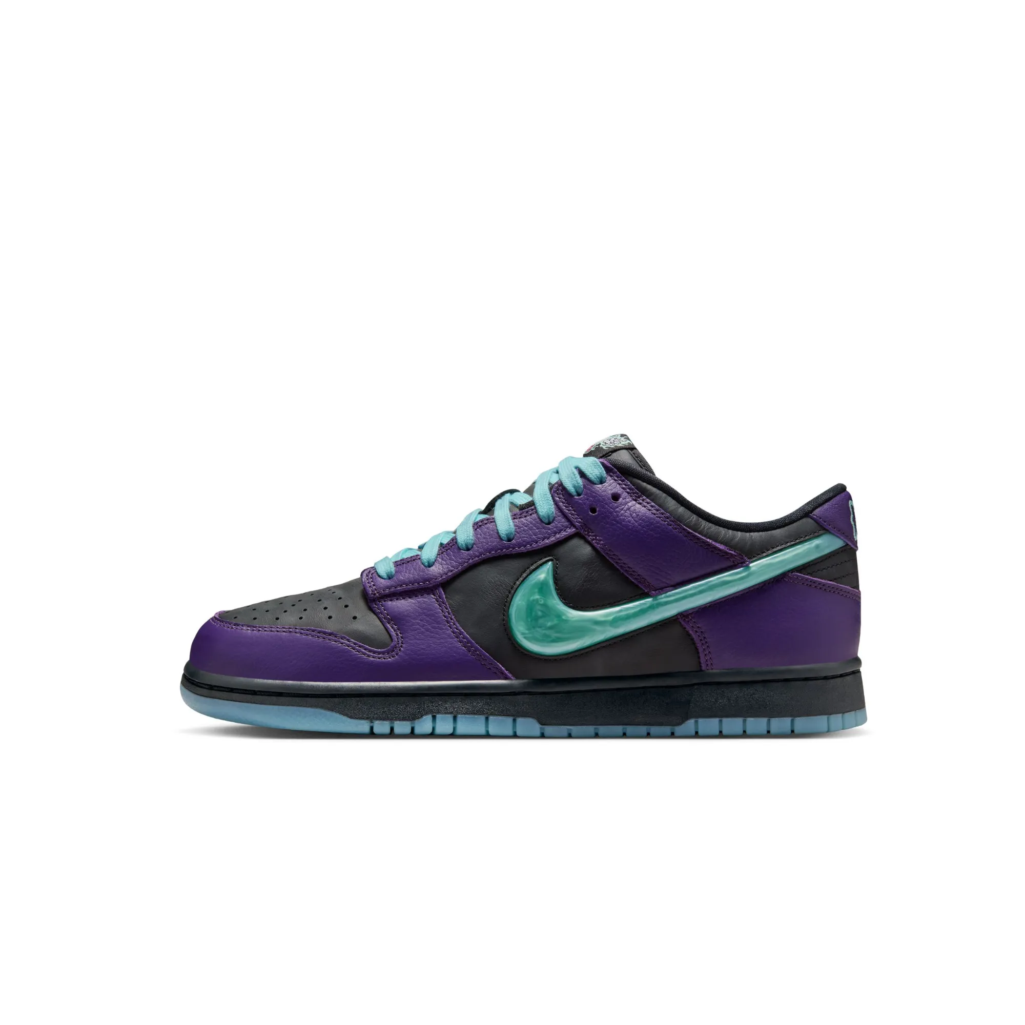 Dunk Low LTD Wizard sold by Grinmore product image thumbnail 3