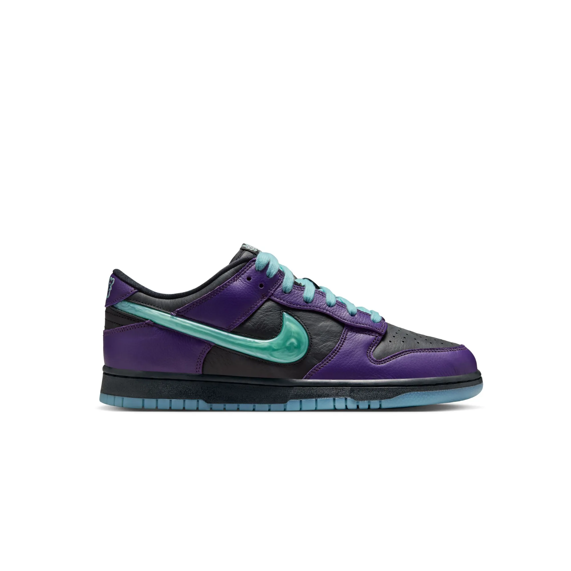 Dunk Low LTD Wizard sold by Grinmore