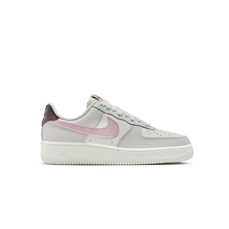 WMNS Air Force 1 '07 Plum Chalk sold by Grinmore