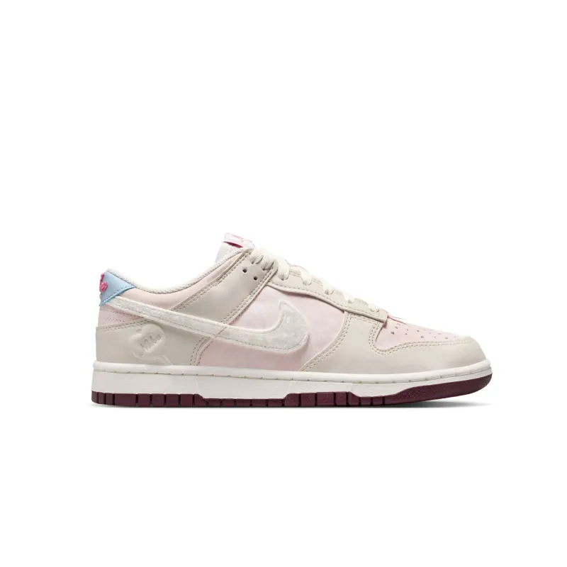 WMNS Dunk Low Valentine's Day sold by Grinmore