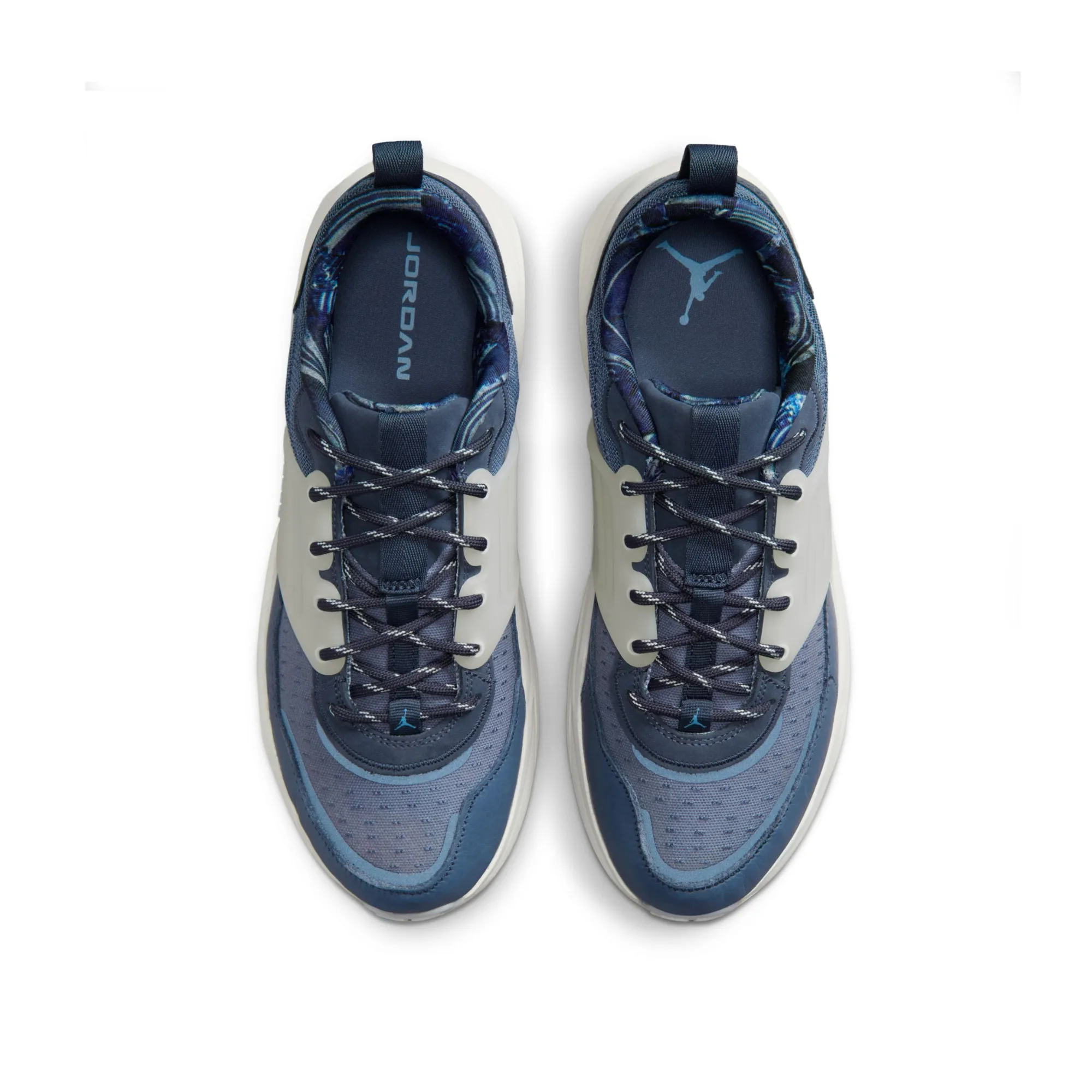 Air Jordan Trunner O/S Diffused Blue Sail sold by Grinmore product image thumbnail 4