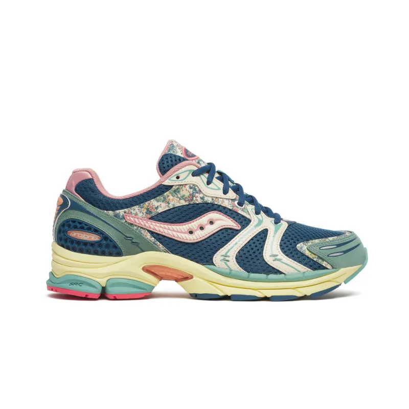 ProGrid Triumph 4 Floral Blue Beige made by Saucony