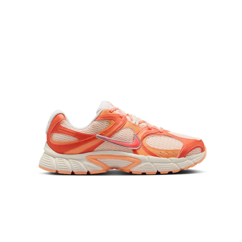 WMNS V5 RNR Crimson Tint Orange made by Nike