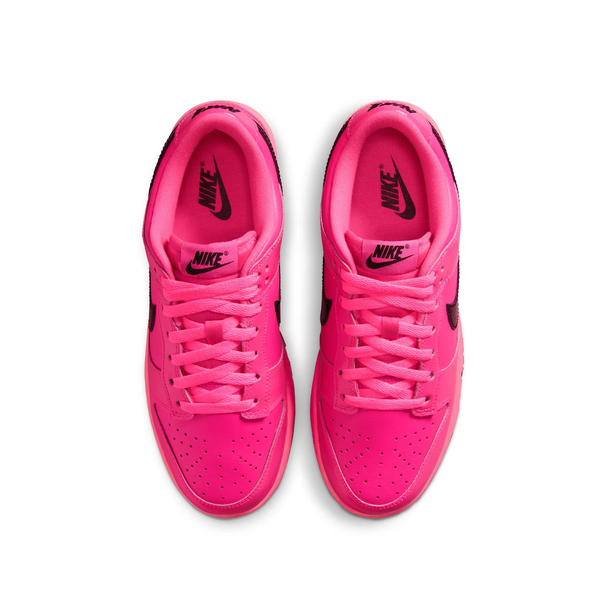 WMNS Dunk Low Pink Blast sold by Grinmore product image thumbnail 4